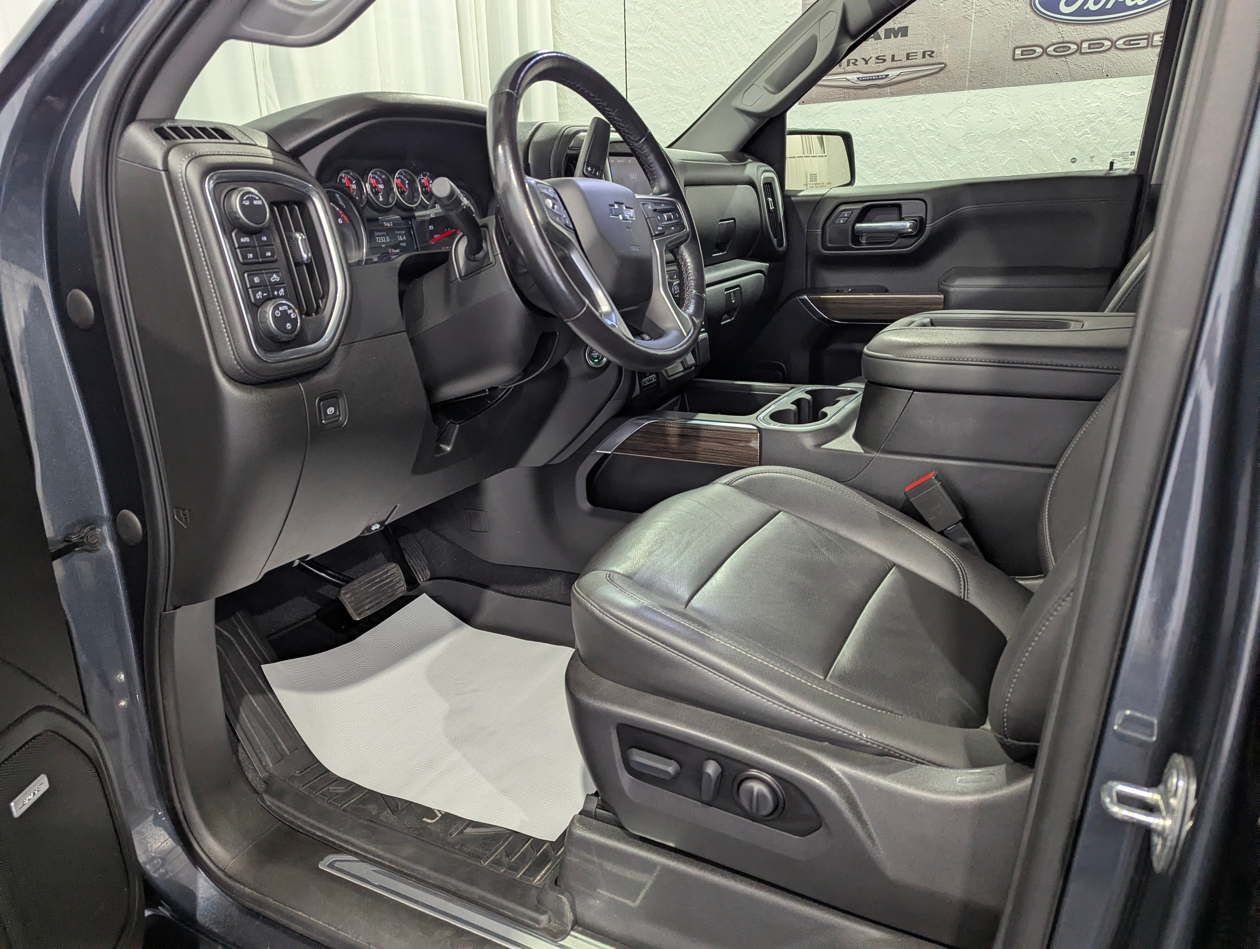 2022 Chevrolet Silverado 1500 LTD 4WD Crew Cab Short Bed RST