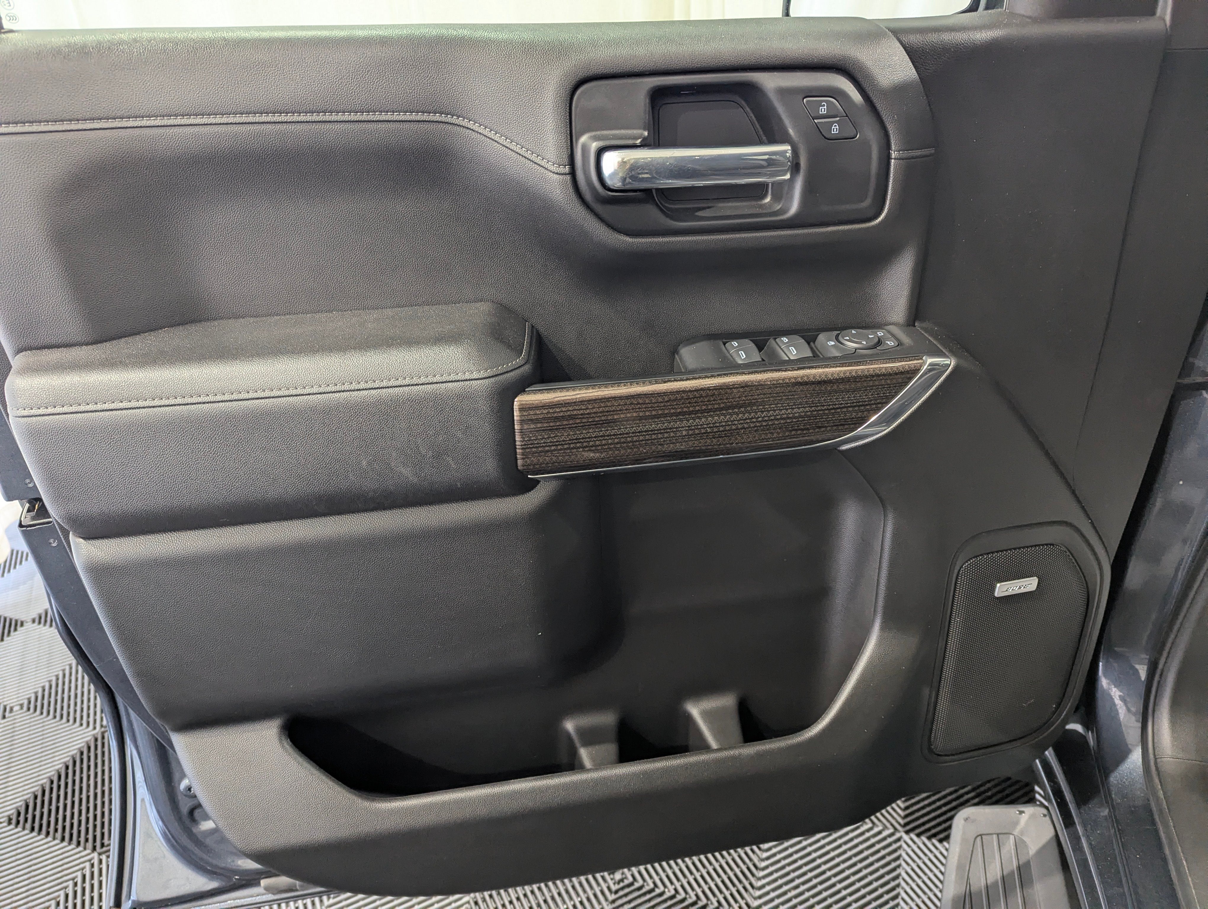 2022 Chevrolet Silverado 1500 LTD 4WD Crew Cab Short Bed RST