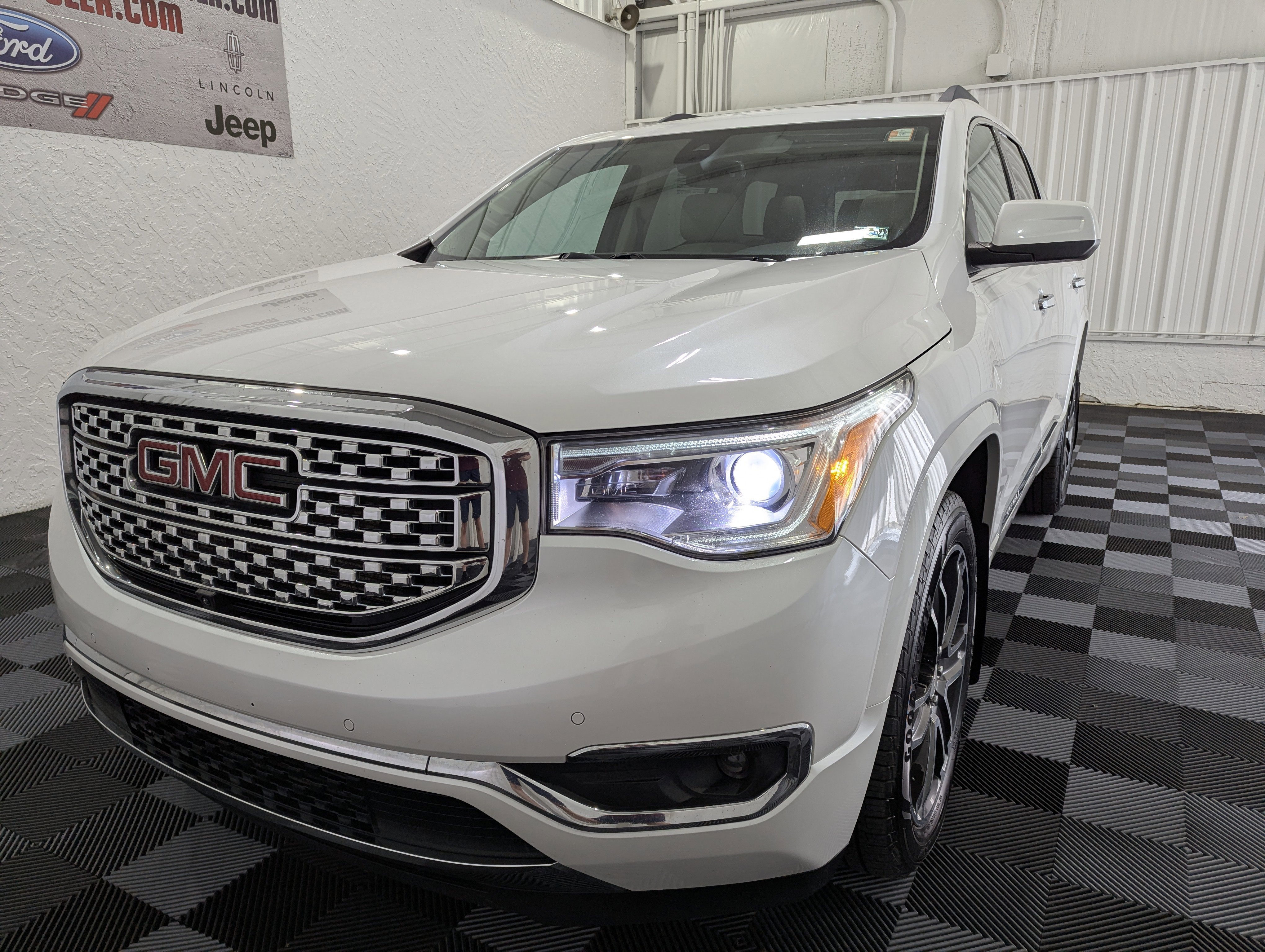2017 GMC Acadia Denali