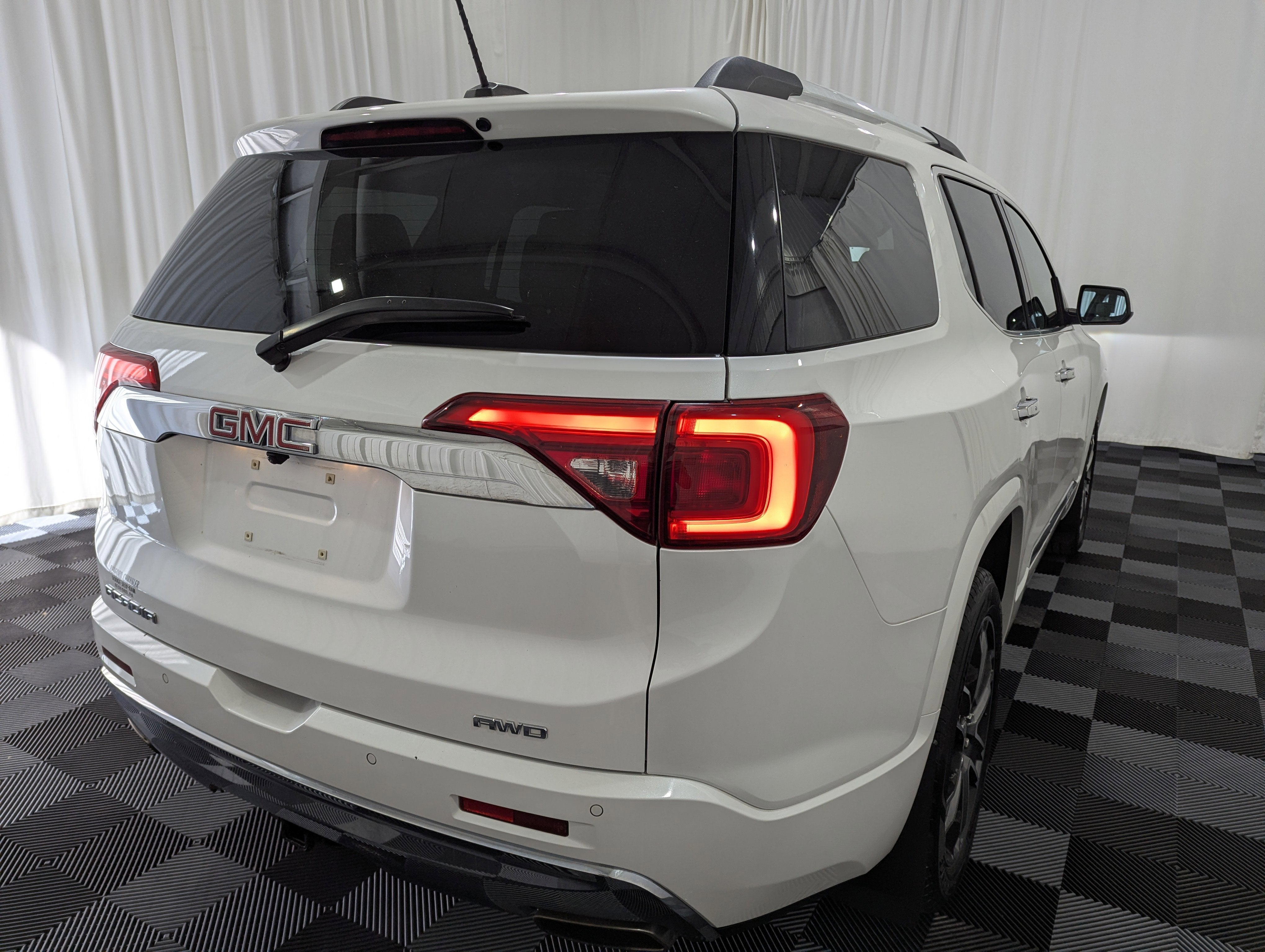 2017 GMC Acadia Denali