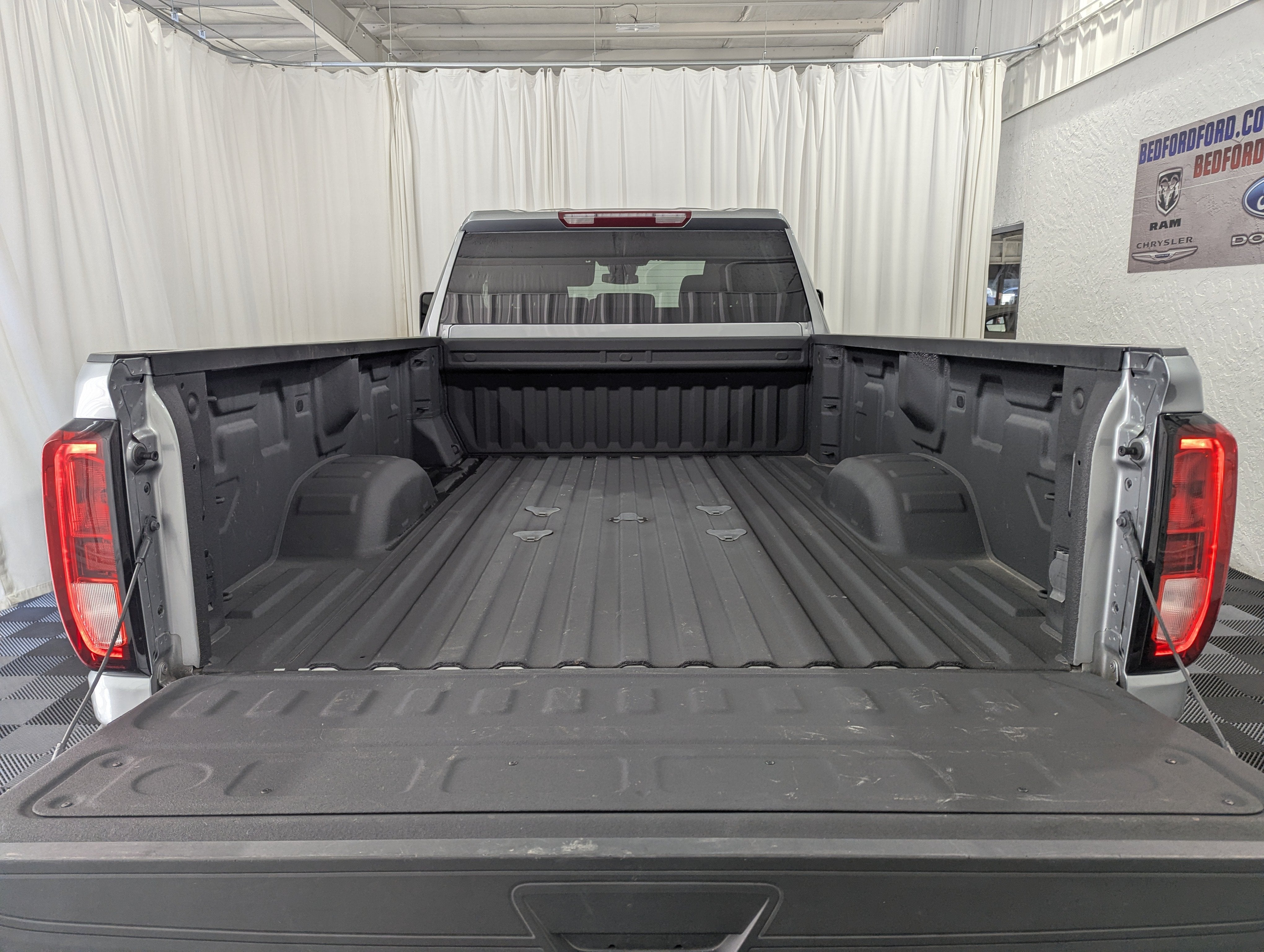 2024 GMC Sierra 3500HD 4WD Crew Cab Long Bed Pro