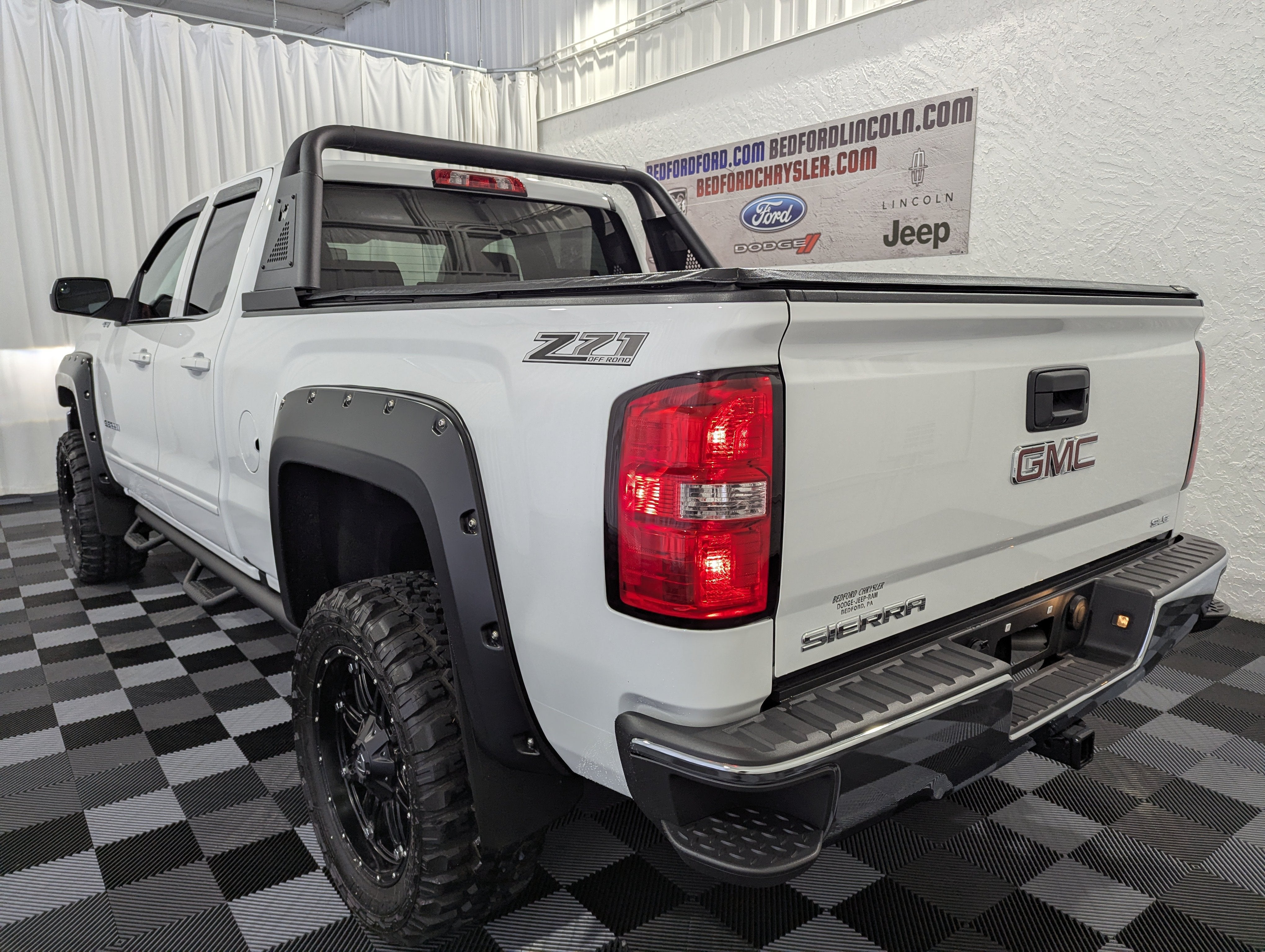 2017 GMC Sierra 1500 SLE