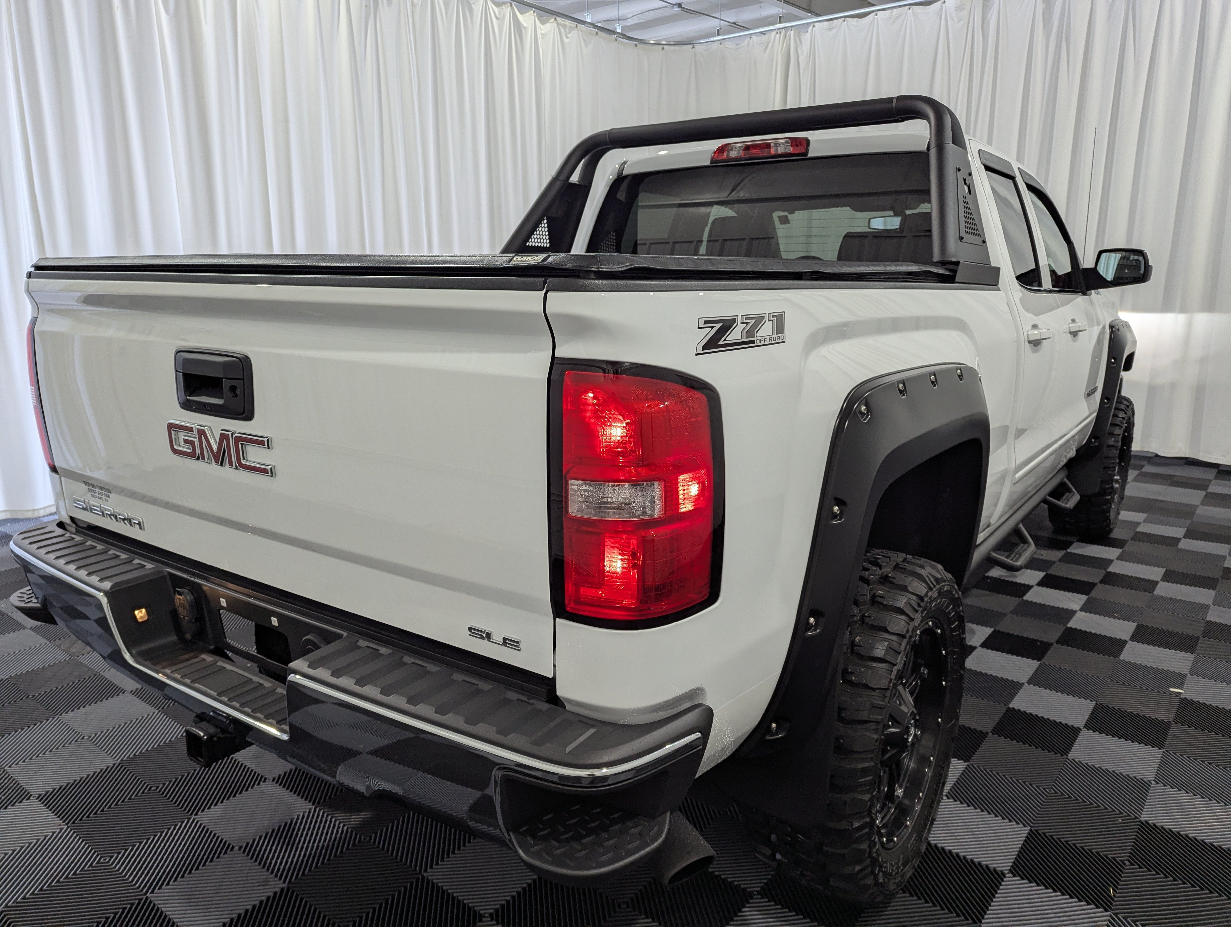 2017 GMC Sierra 1500 SLE