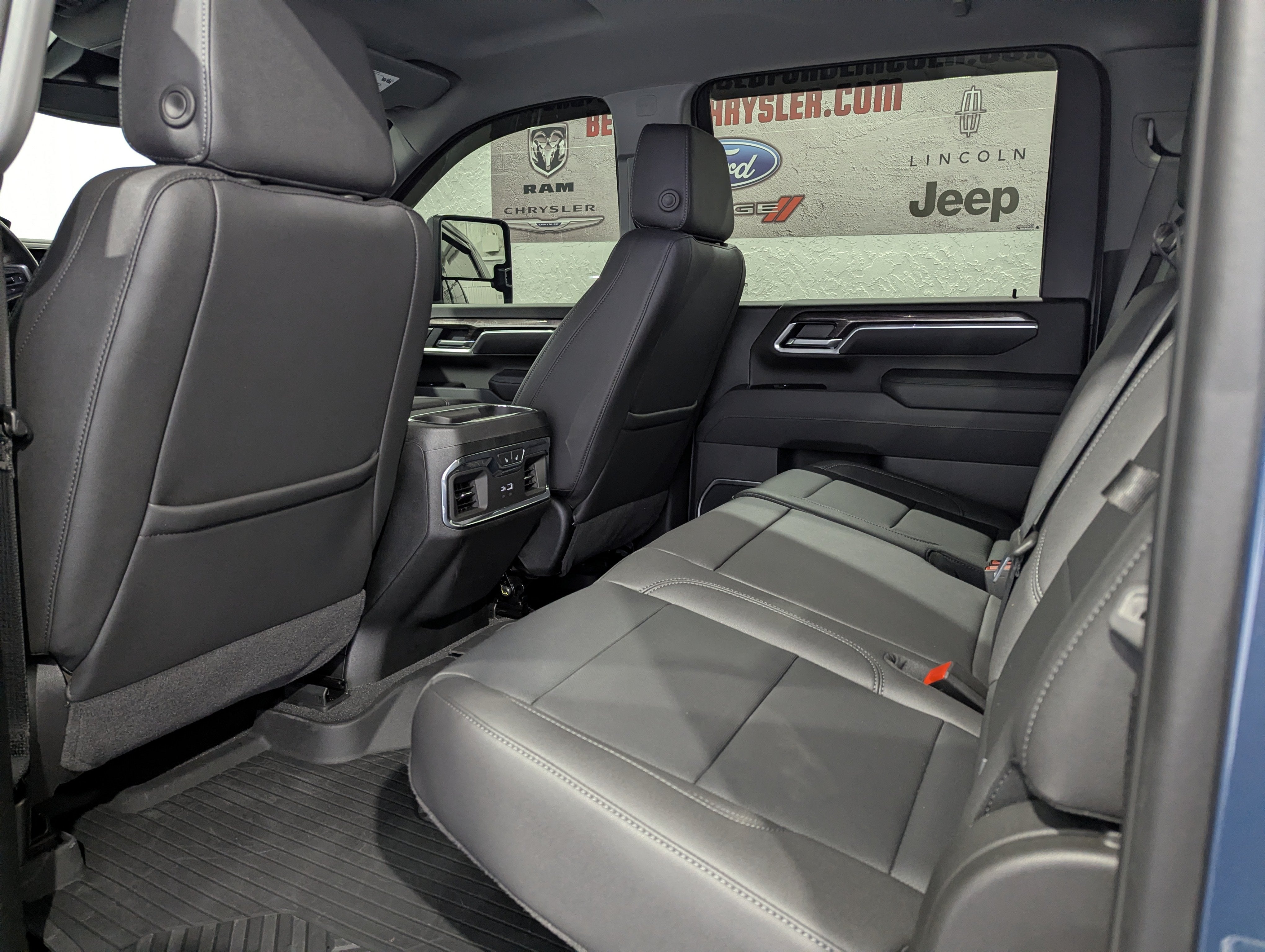 2025 Chevrolet Silverado 2500HD 4WD Crew Cab Standard Bed LTZ