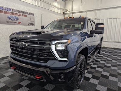 2025 Chevrolet Silverado 2500HD 4WD Crew Cab Standard Bed LTZ