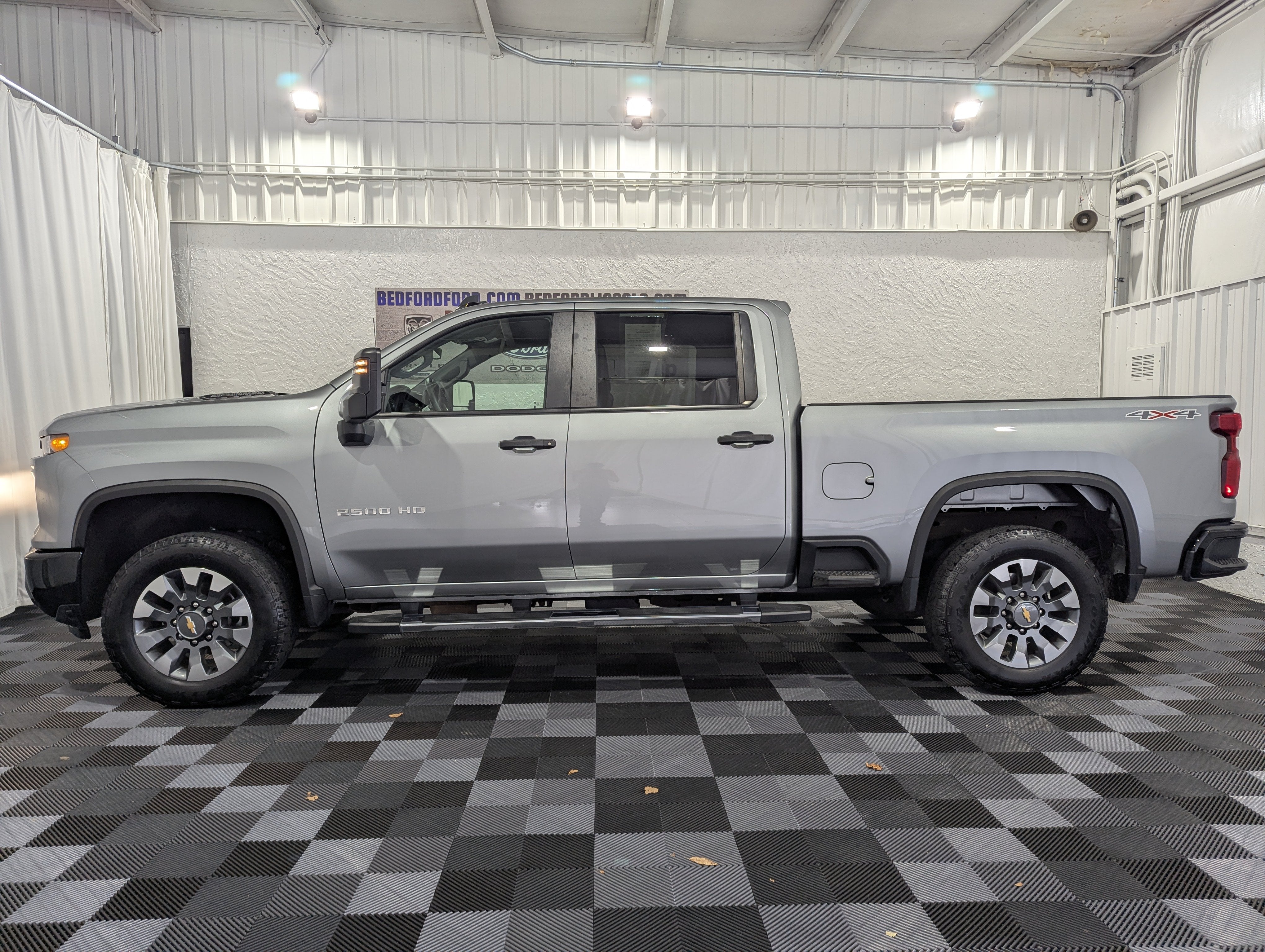 2024 Chevrolet Silverado 2500HD 4WD Crew Cab Standard Bed Custom