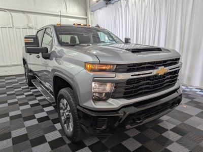 2024 Chevrolet Silverado 2500HD 4WD Crew Cab Standard Bed Custom