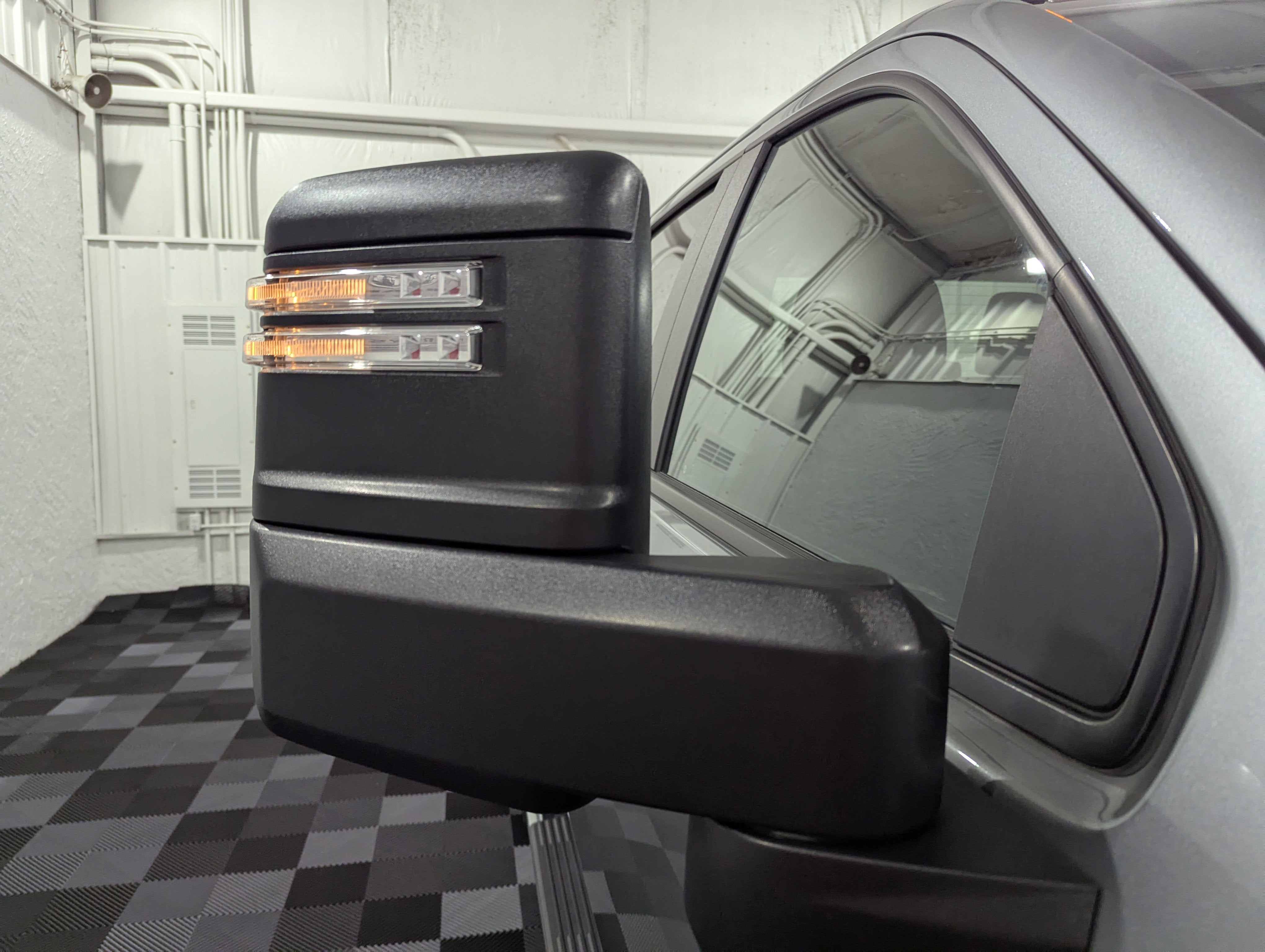 2024 Chevrolet Silverado 2500HD 4WD Crew Cab Standard Bed Custom