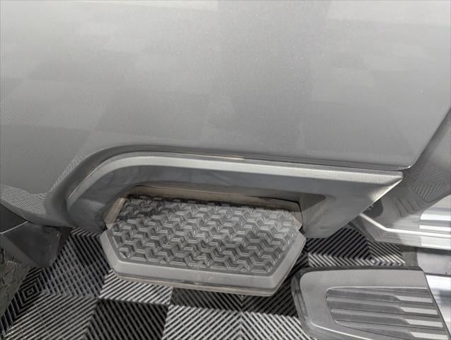 2024 Chevrolet Silverado 2500HD 4WD Crew Cab Standard Bed Custom
