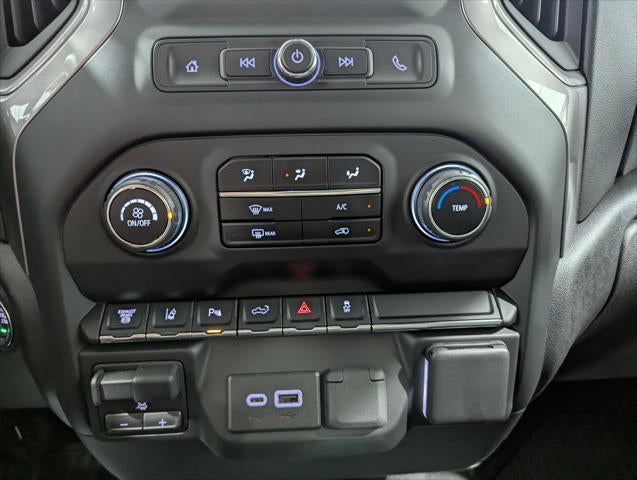 2024 Chevrolet Silverado 2500HD 4WD Crew Cab Standard Bed Custom