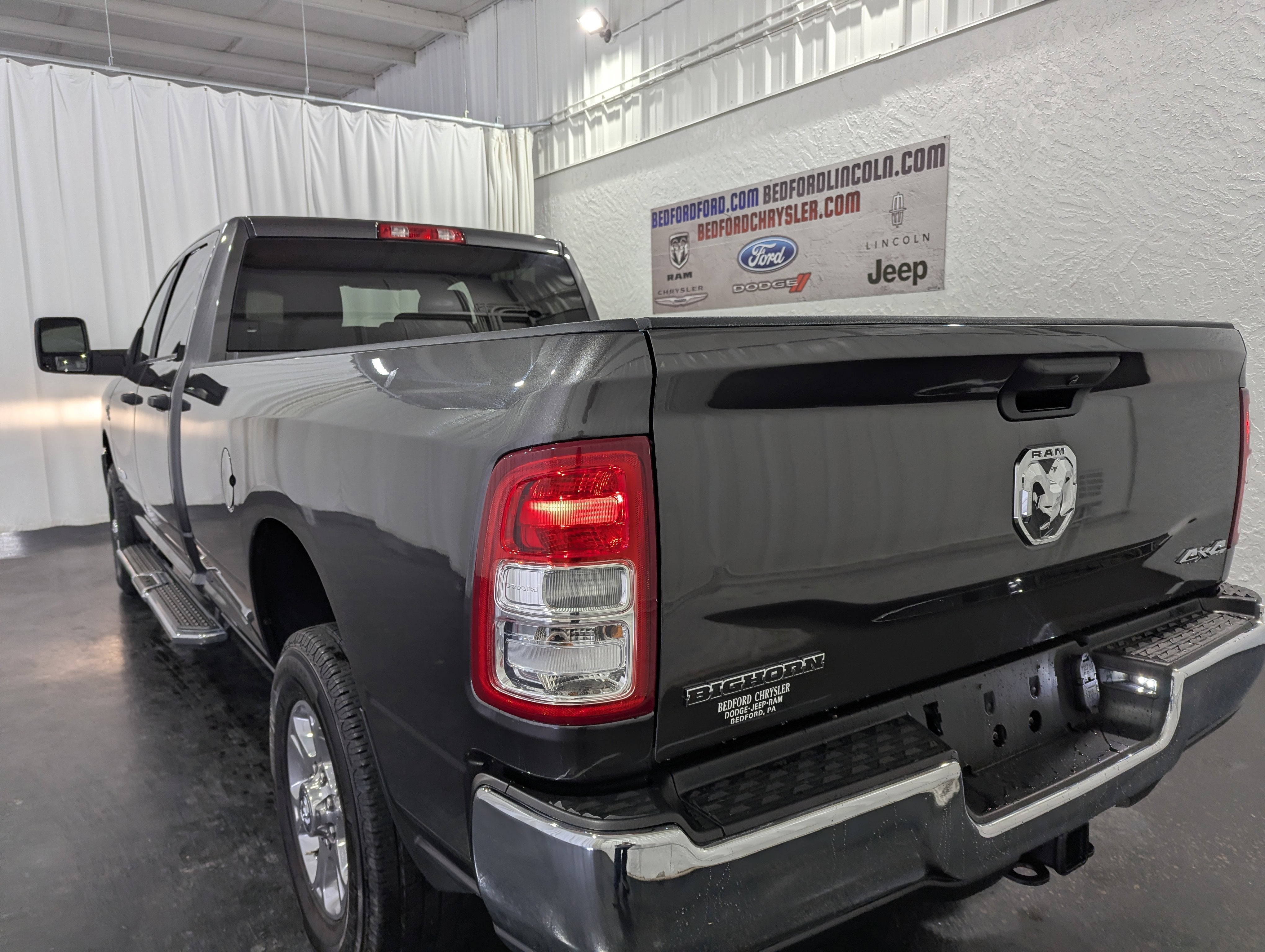 2024 RAM 3500 Big Horn Crew Cab 4x4 8' Box