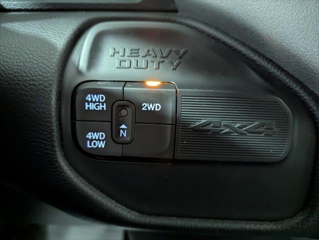 2024 RAM 3500 Big Horn Crew Cab 4x4 8' Box