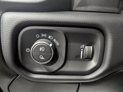 2024 RAM 3500 Big Horn Crew Cab 4x4 8' Box