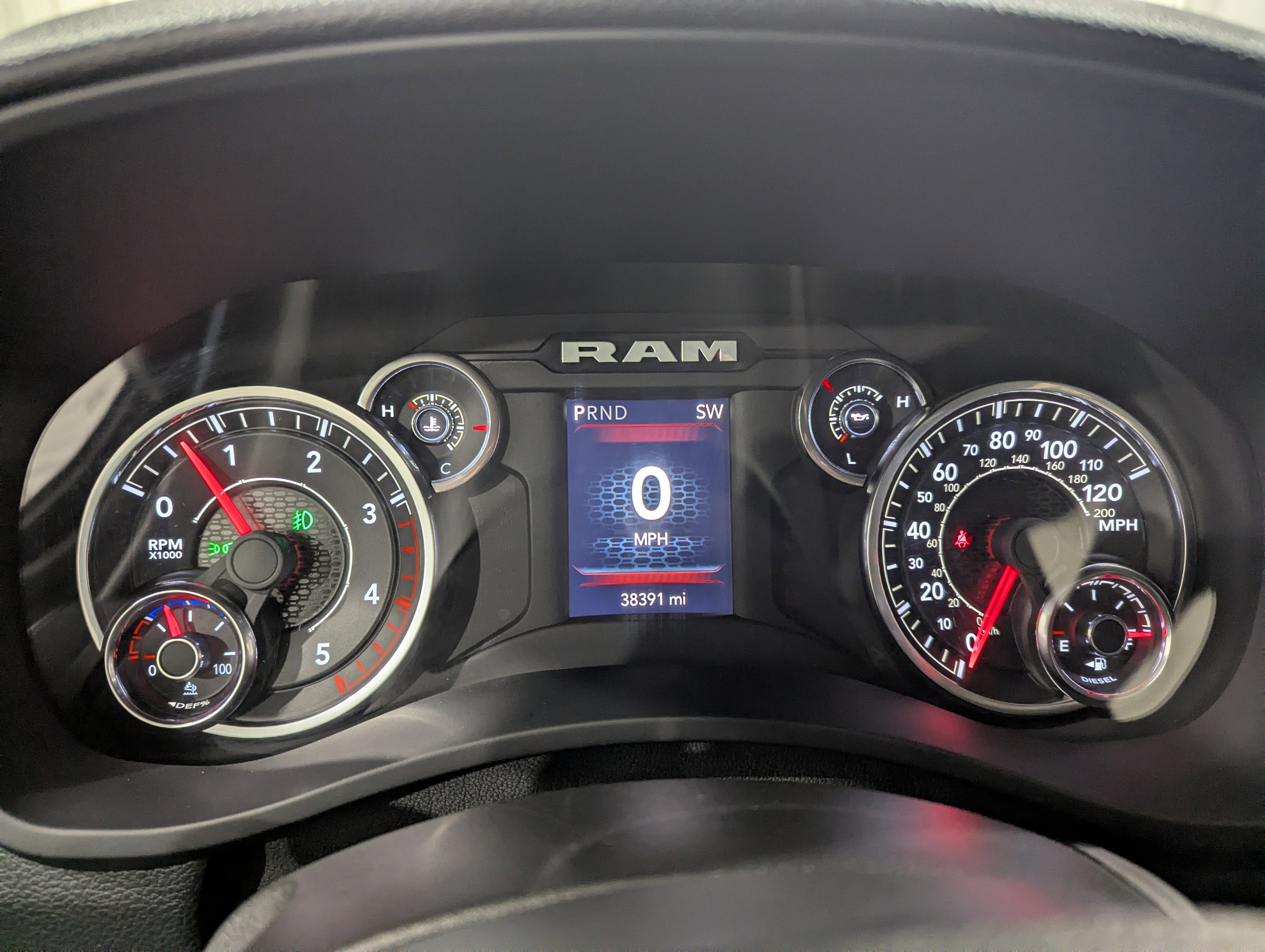 2024 RAM 3500 Big Horn Crew Cab 4x4 8' Box