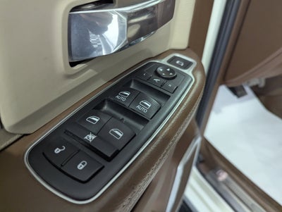 2020 RAM 3500 Laramie Crew Cab 4x4 8' Box