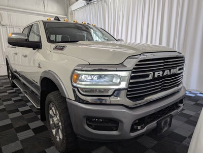 2020 RAM 3500 Laramie Crew Cab 4x4 8' Box
