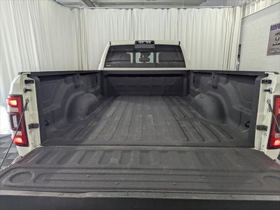 2020 RAM 3500 Laramie Crew Cab 4x4 8' Box