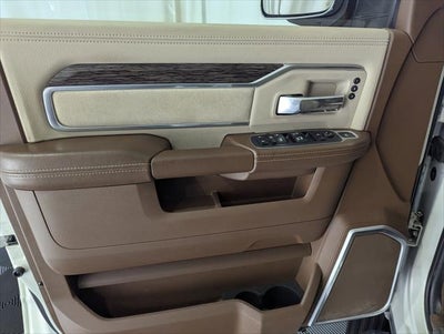 2020 RAM 3500 Laramie Crew Cab 4x4 8' Box