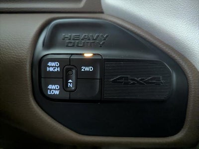2020 RAM 3500 Laramie Crew Cab 4x4 8' Box