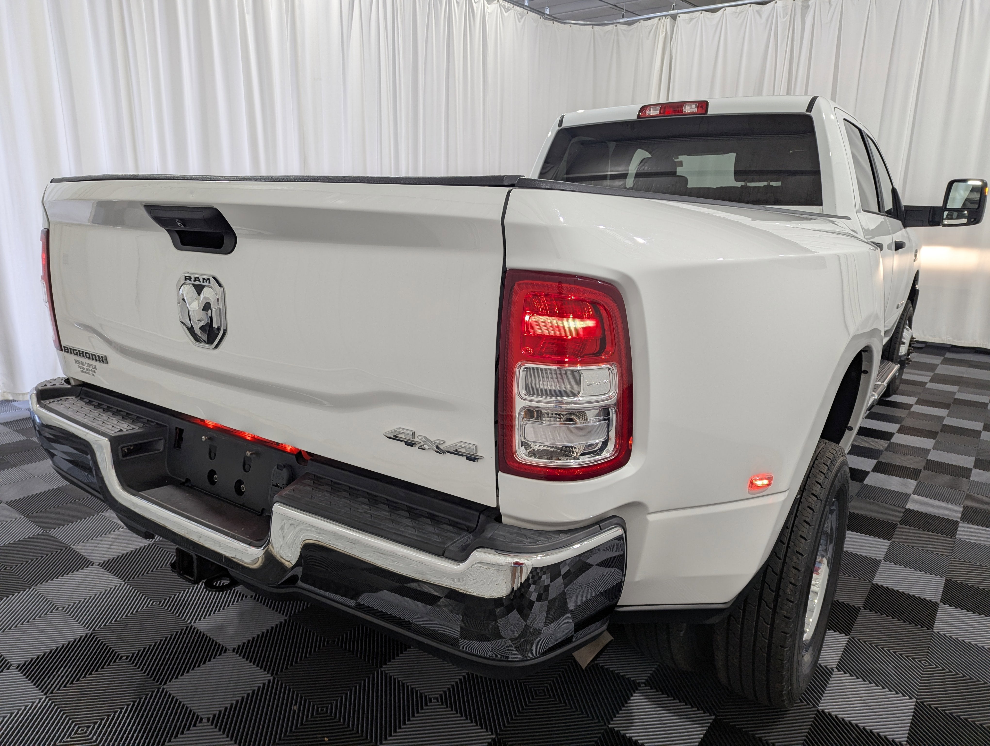 2024 RAM 3500 Big Horn Crew Cab 4x4 8' Box