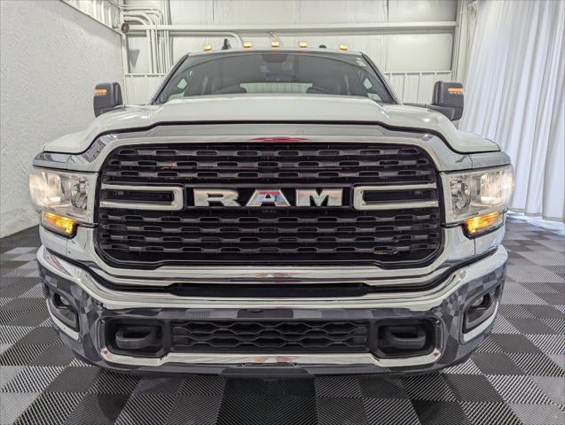 2024 RAM 3500 Big Horn Crew Cab 4x4 8' Box
