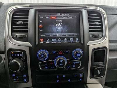 2017 RAM 1500 Big Horn Crew Cab 4x4 5'7' Box