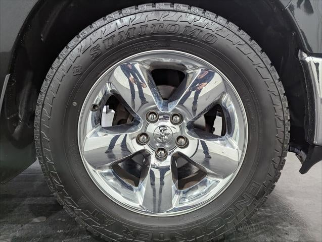 2017 RAM 1500 Big Horn Crew Cab 4x4 5'7' Box