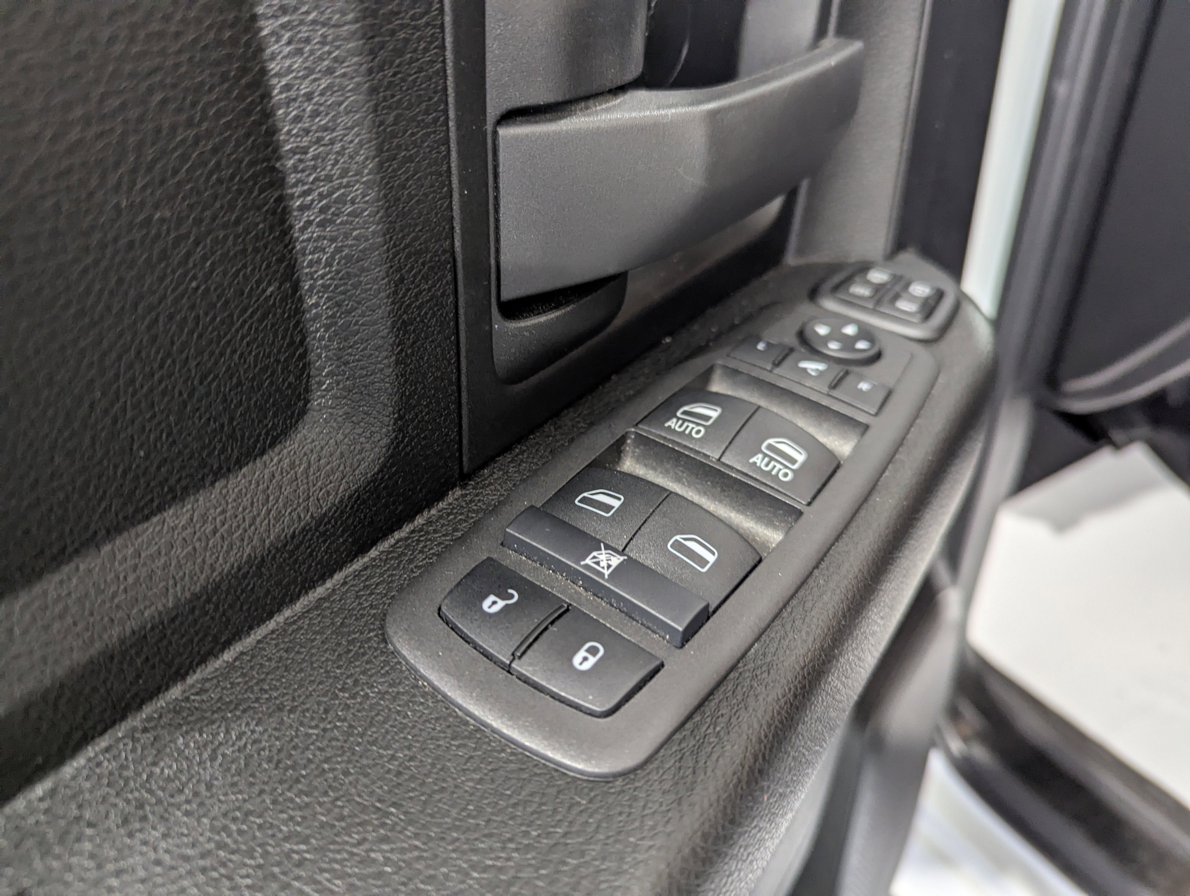 2024 RAM 2500 Tradesman Crew Cab 4x4 6'4' Box