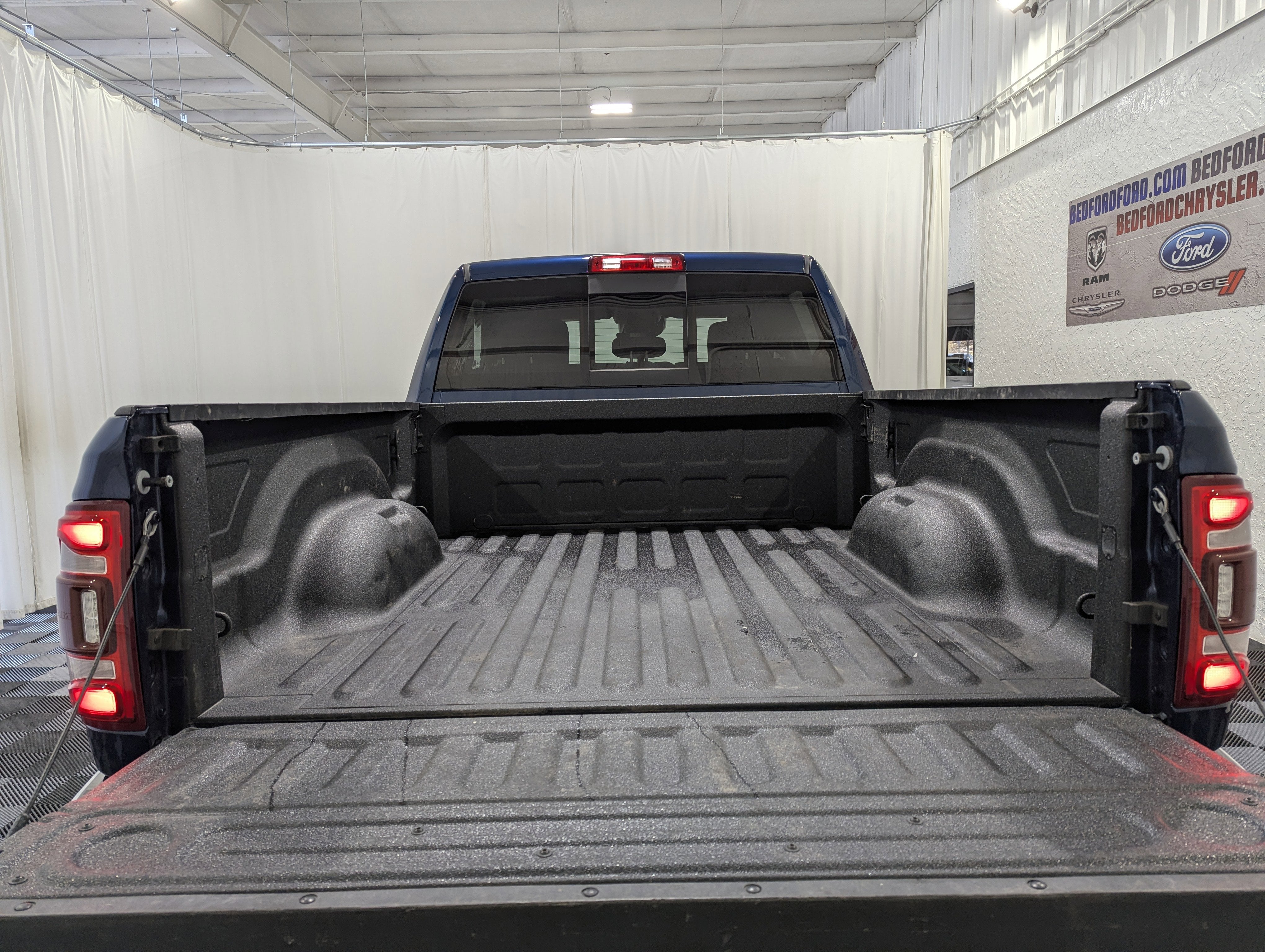 2020 RAM 2500 Tradesman Crew Cab 4x4 6'4' Box