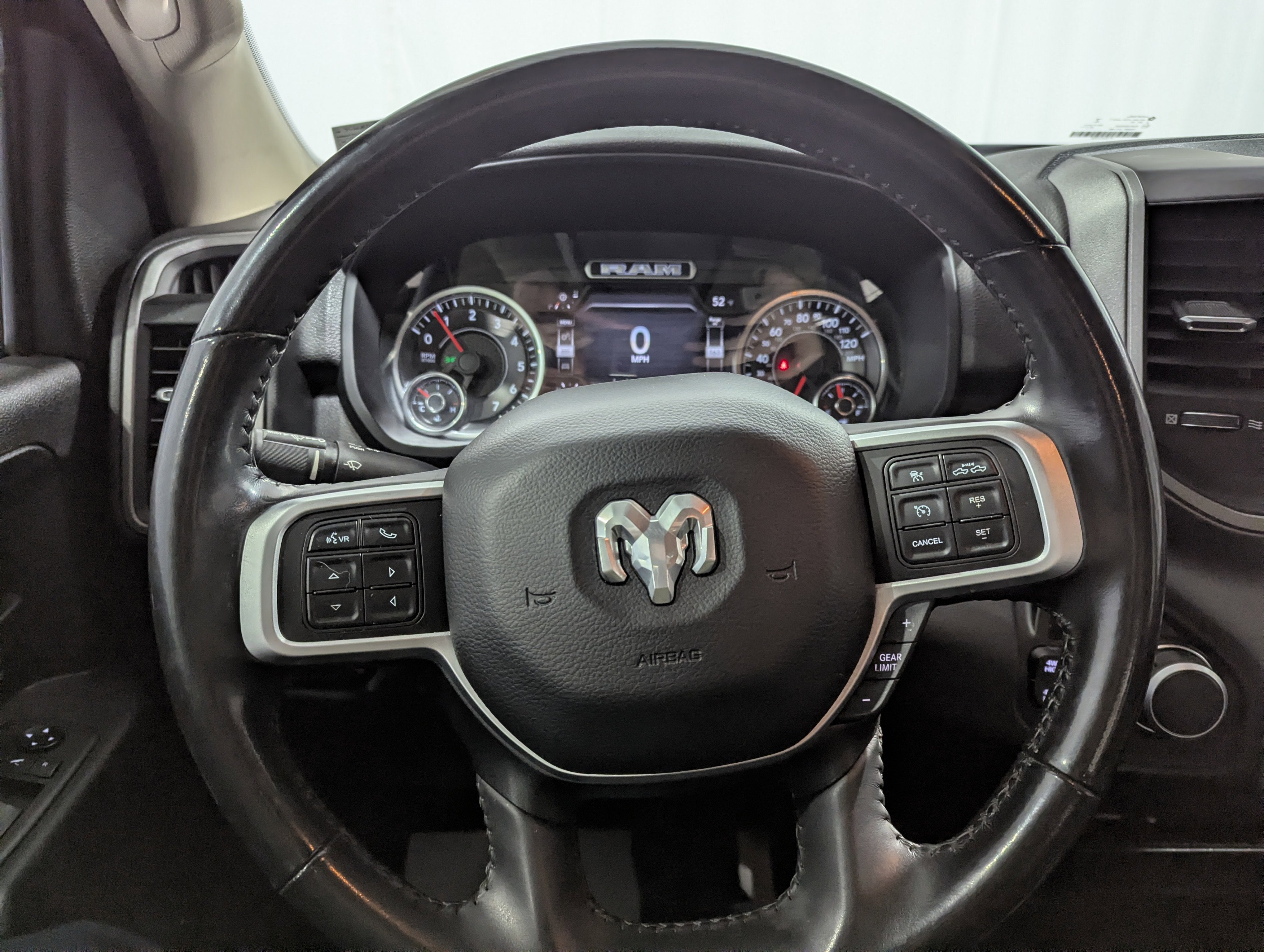 2020 RAM 2500 Tradesman Crew Cab 4x4 6'4' Box