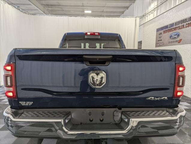 2020 RAM 2500 Tradesman Crew Cab 4x4 6'4' Box