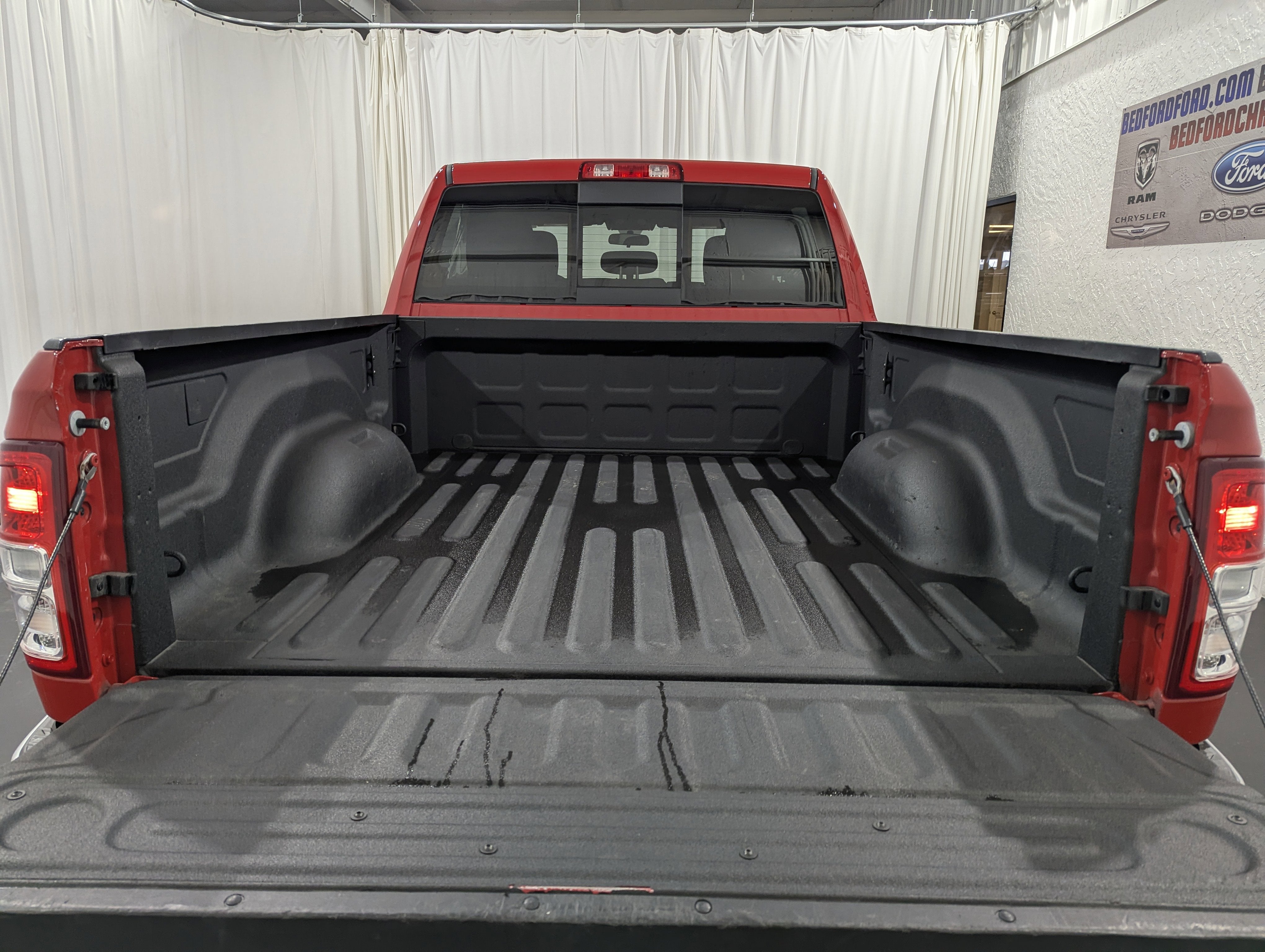 2021 RAM 2500 Tradesman Crew Cab 4x4 6'4' Box