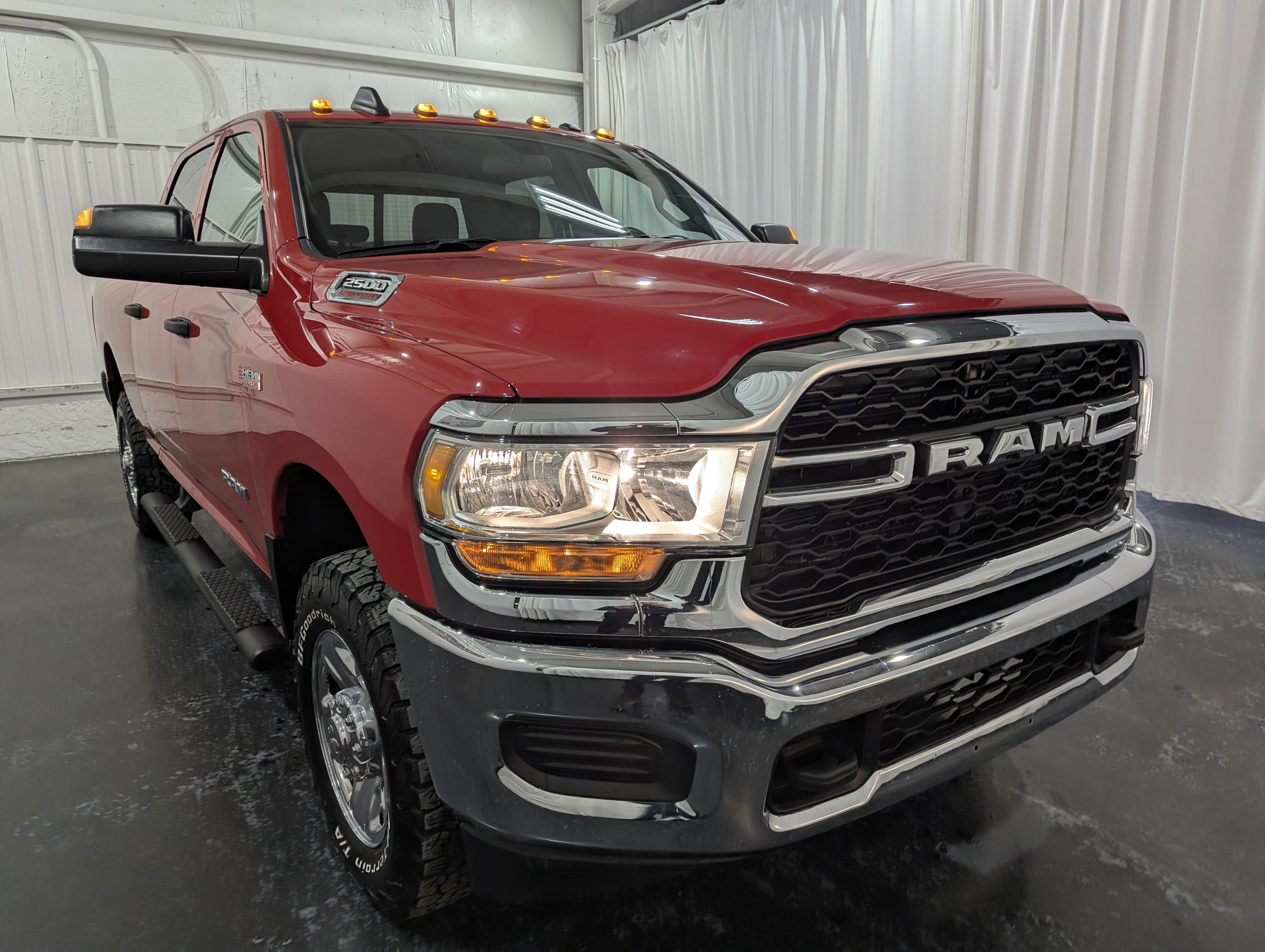 2021 RAM 2500 Tradesman Crew Cab 4x4 6'4' Box