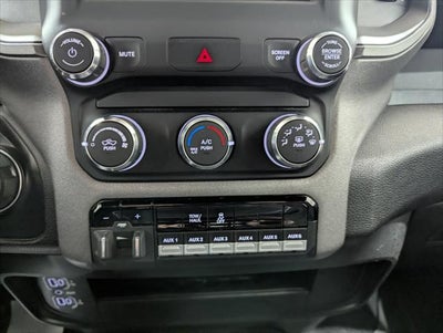 2021 RAM 2500 Tradesman Crew Cab 4x4 6'4' Box