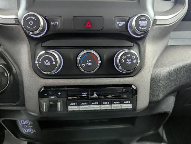 2021 RAM 2500 Tradesman Crew Cab 4x4 6'4' Box