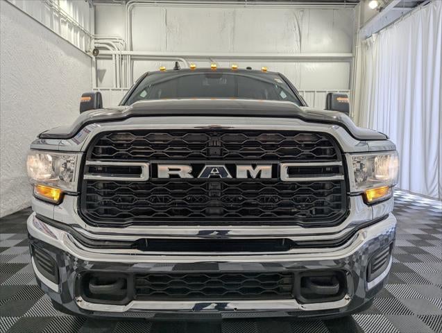 2024 RAM 2500 Tradesman Crew Cab 4x4 6'4' Box
