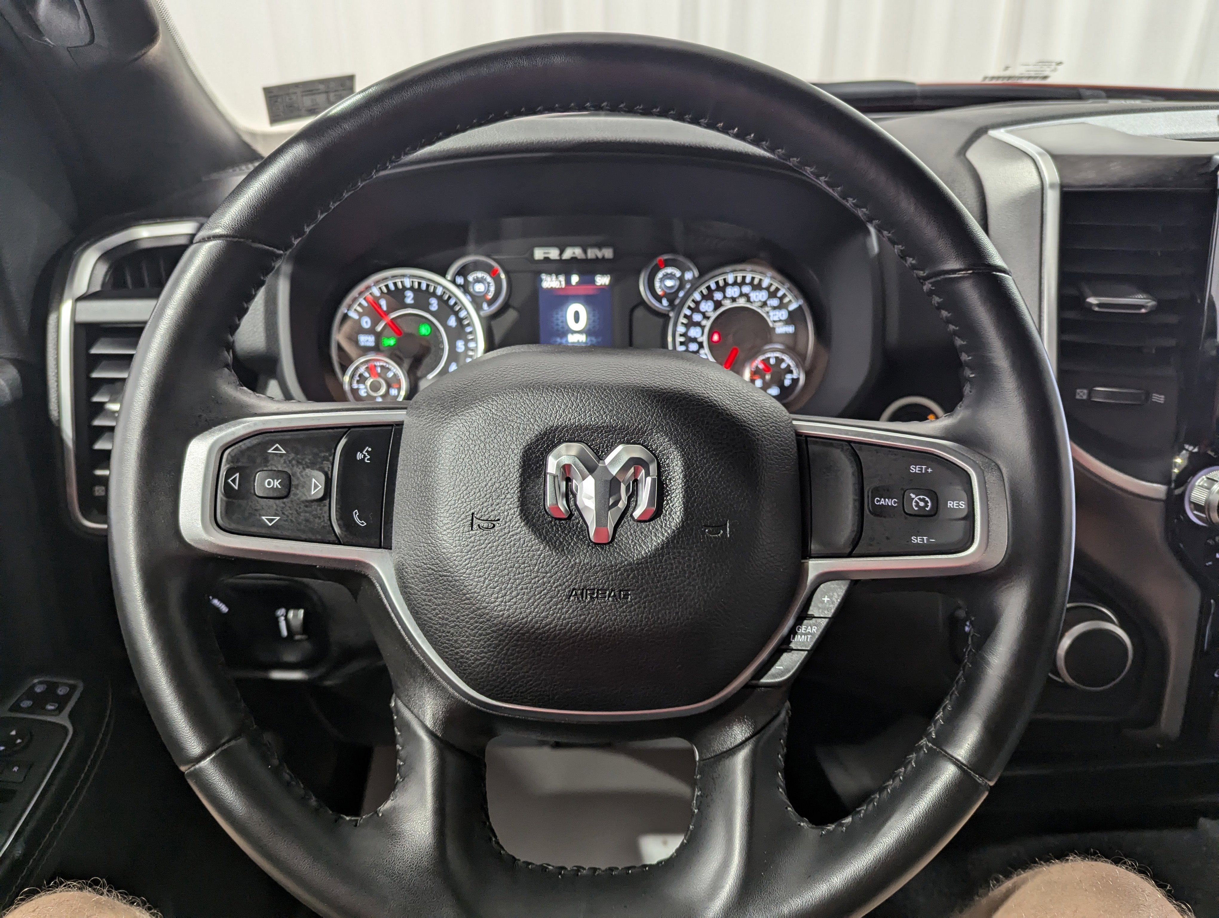 2024 RAM 2500 Big Horn Crew Cab 4x4 6'4' Box