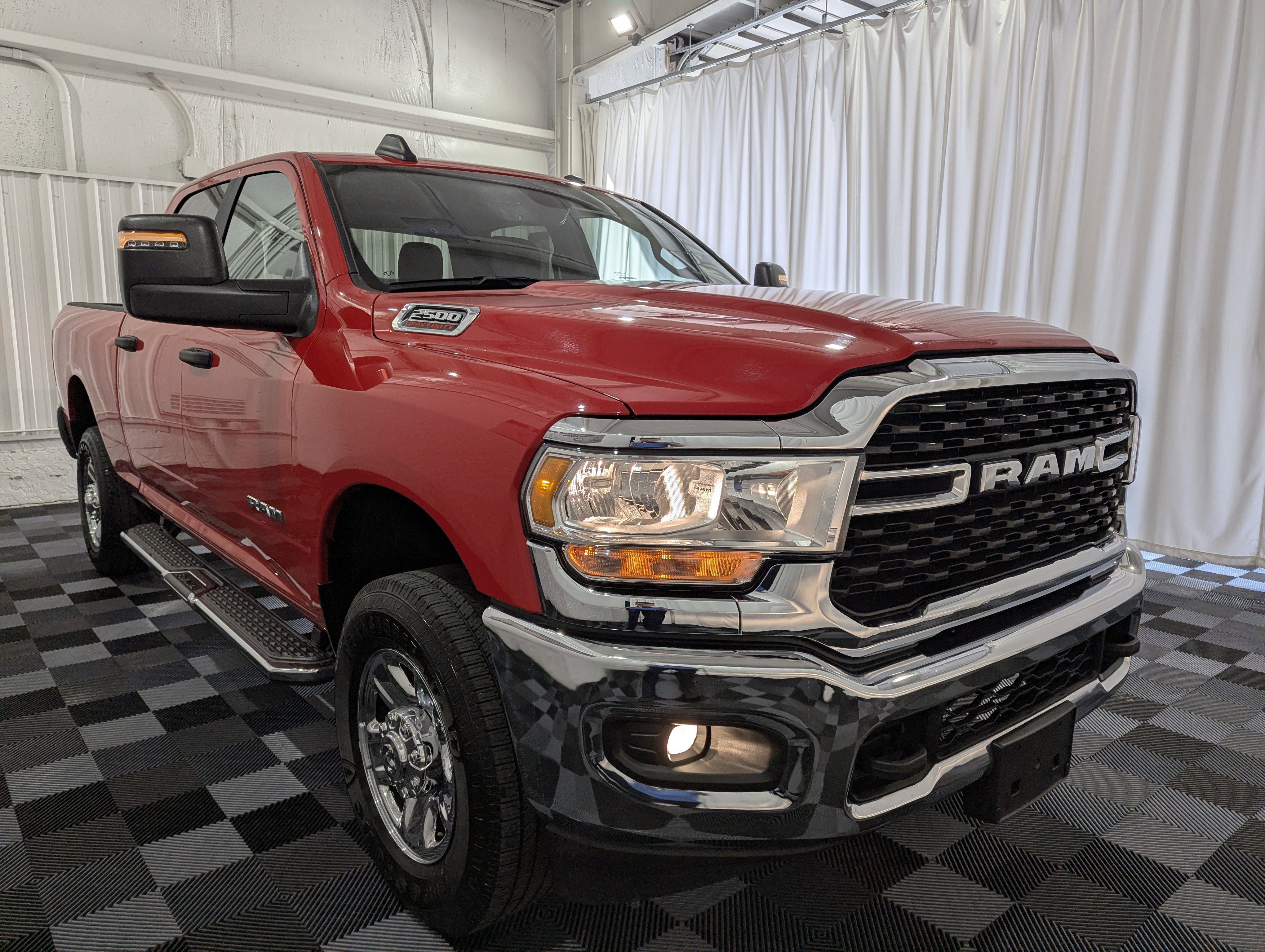 2024 RAM 2500 Big Horn Crew Cab 4x4 6'4' Box