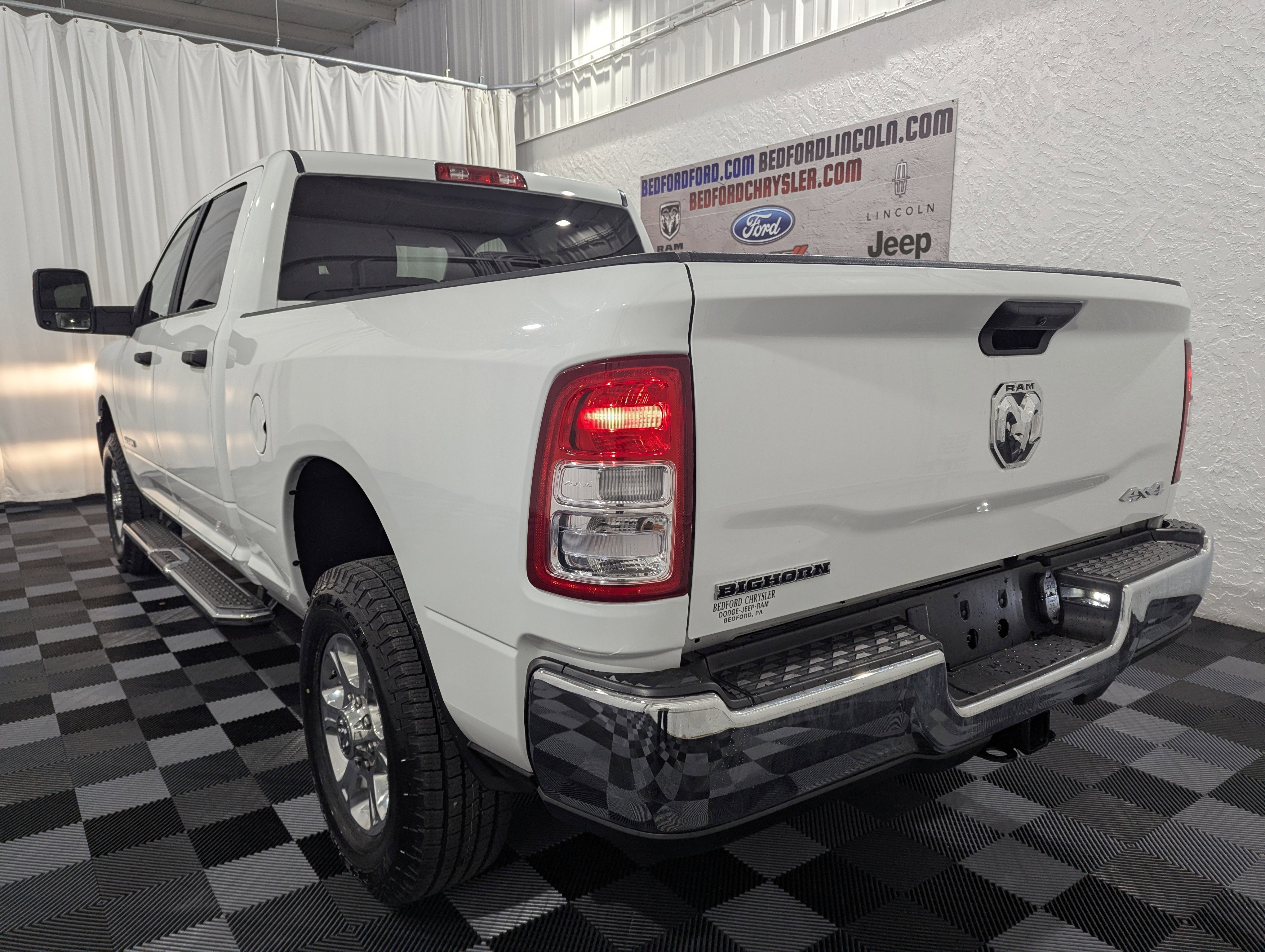 2024 RAM 2500 Big Horn Crew Cab 4x4 6'4' Box