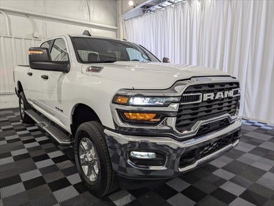 2025 RAM 2500 Big Horn Crew Cab 4x4 6'4' Box