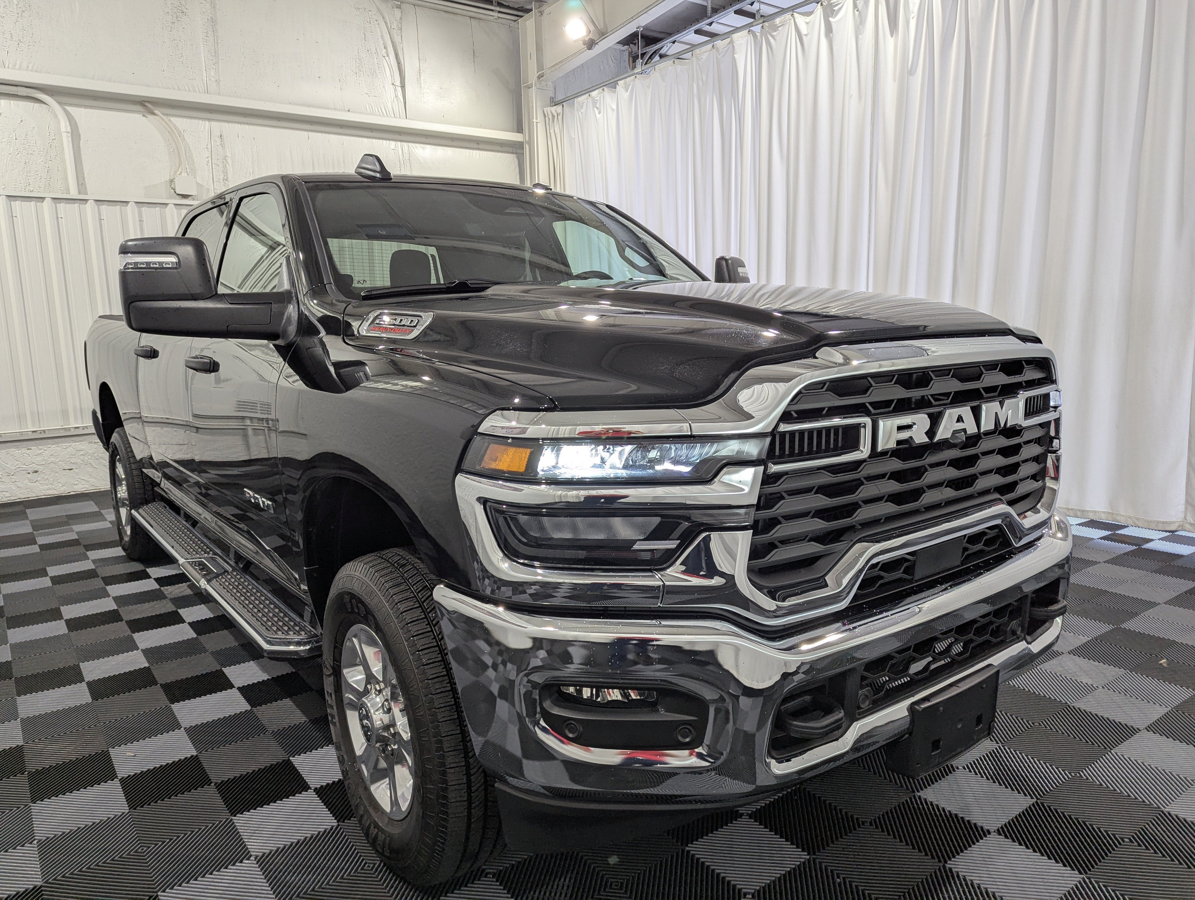 2026 RAM 2500 Big Horn Crew Cab 4x4 6'4' Box