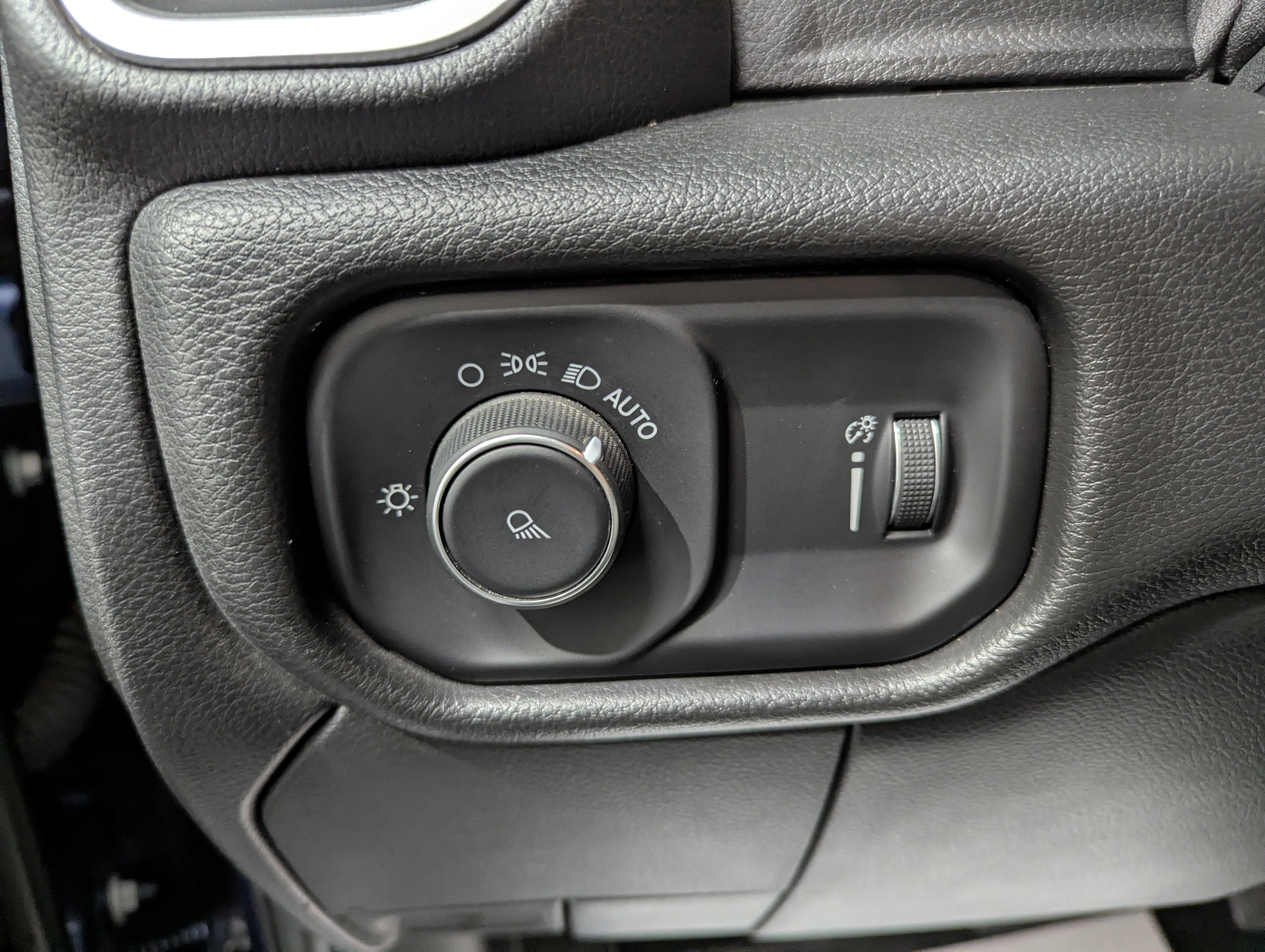 2021 RAM 2500 Big Horn Crew Cab 4x4 6'4' Box