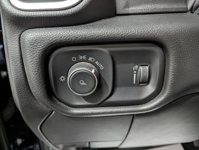 2021 RAM 2500 Big Horn Crew Cab 4x4 6'4' Box