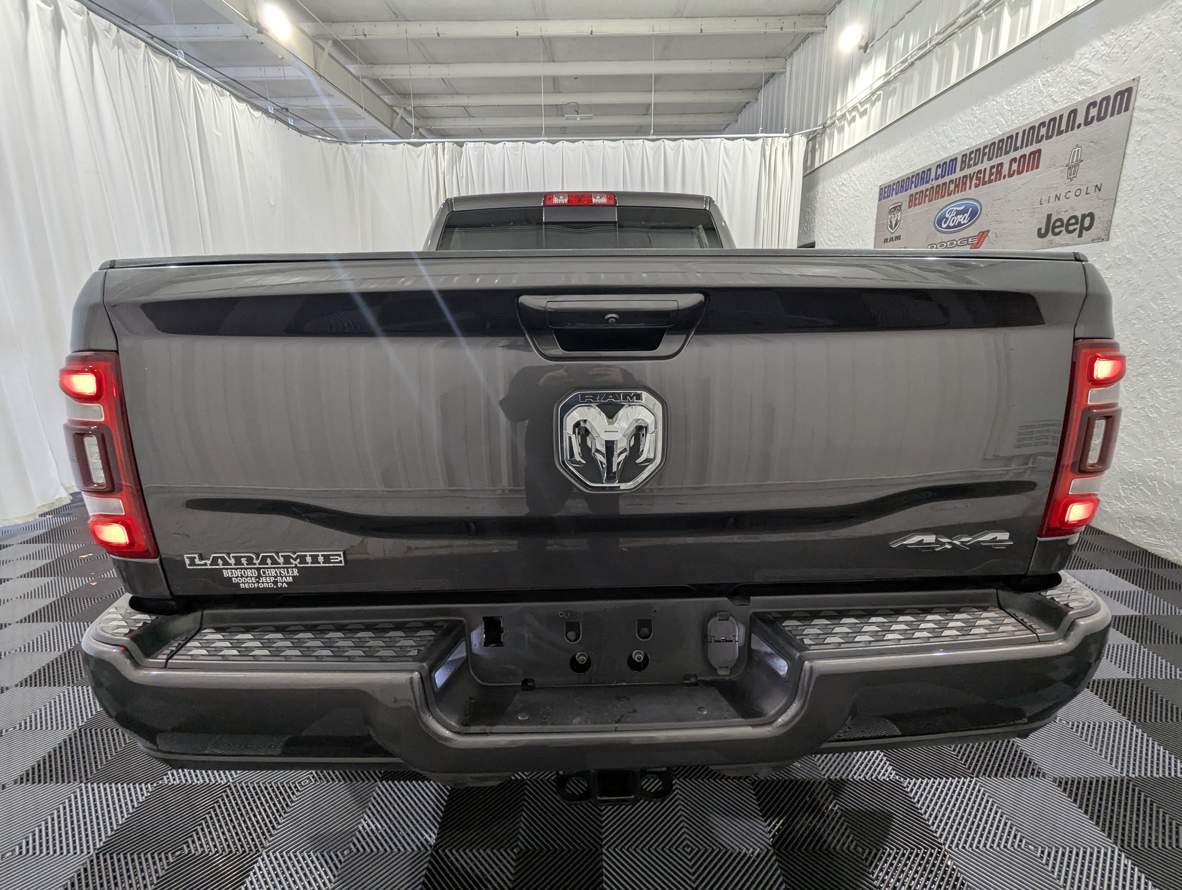 2024 RAM 2500 Laramie Crew Cab 4x4 6'4' Box