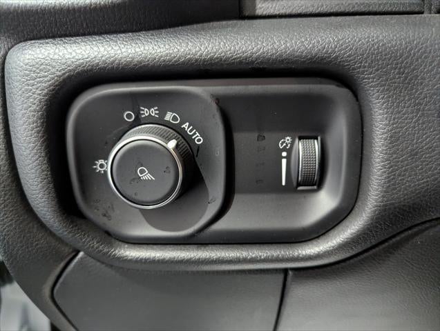 2024 RAM 2500 Tradesman Crew Cab 4x4 8' Box