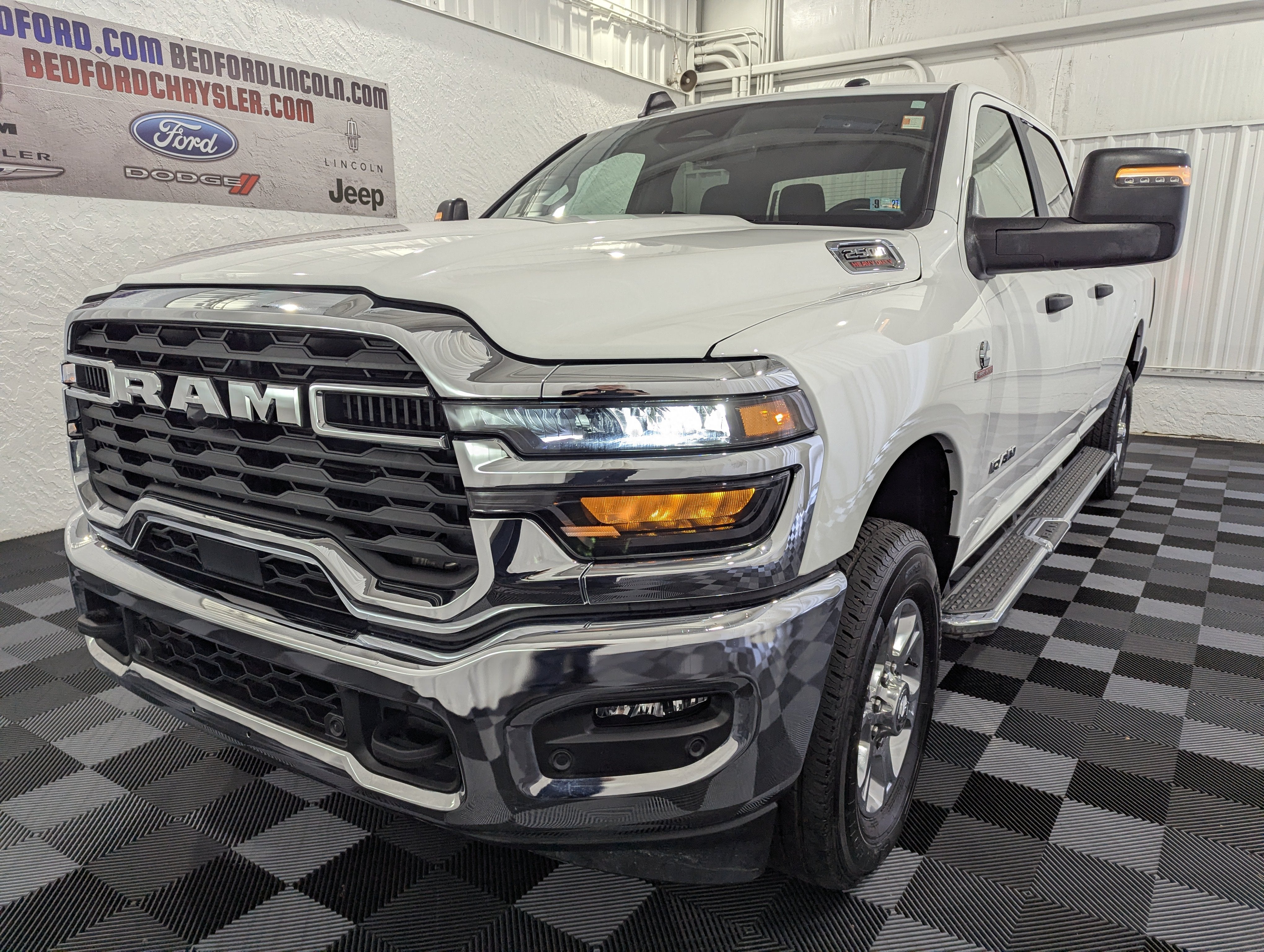 2026 RAM 2500 Big Horn Crew Cab 4x4 8' Box