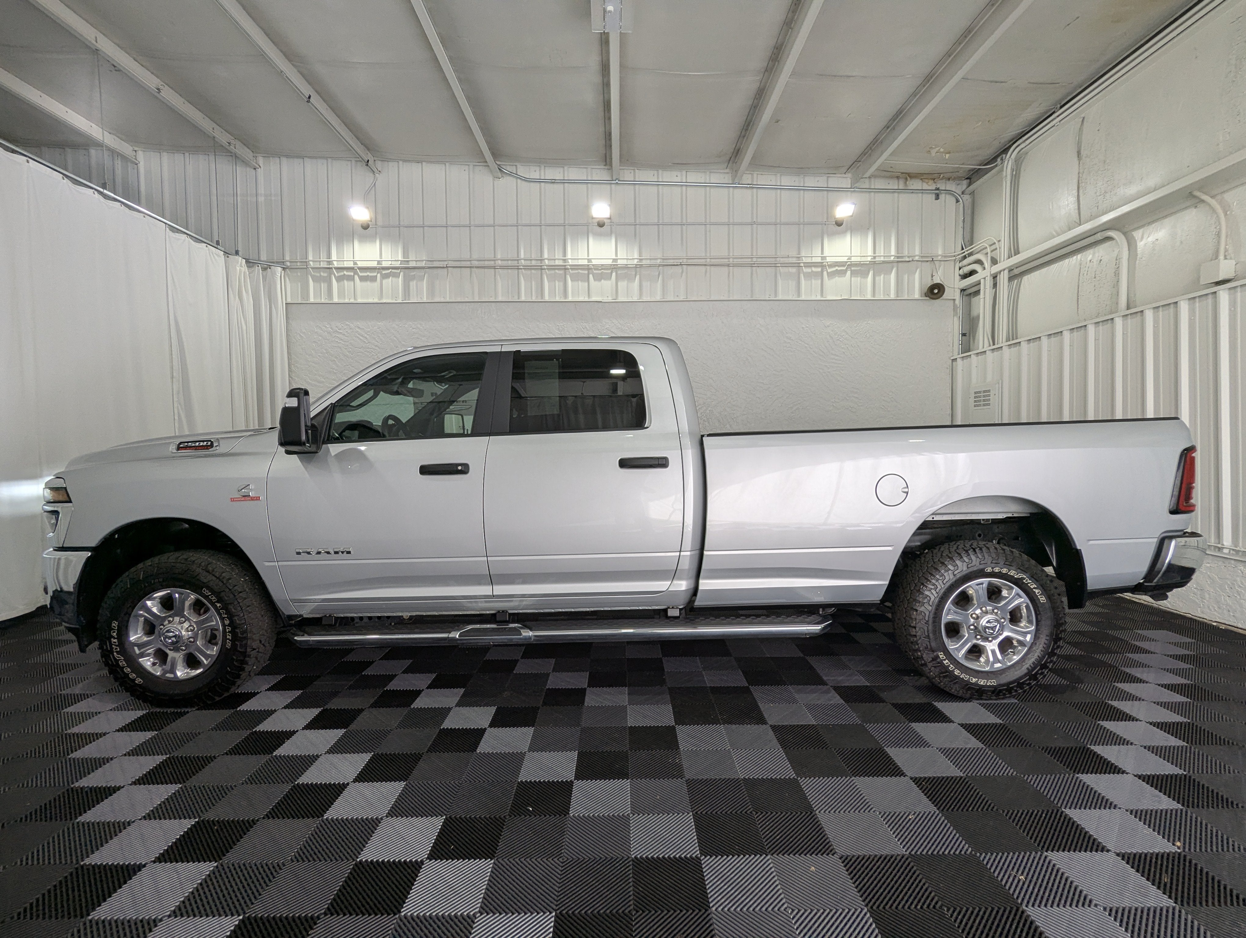 2026 RAM 2500 Big Horn Crew Cab 4x4 8' Box