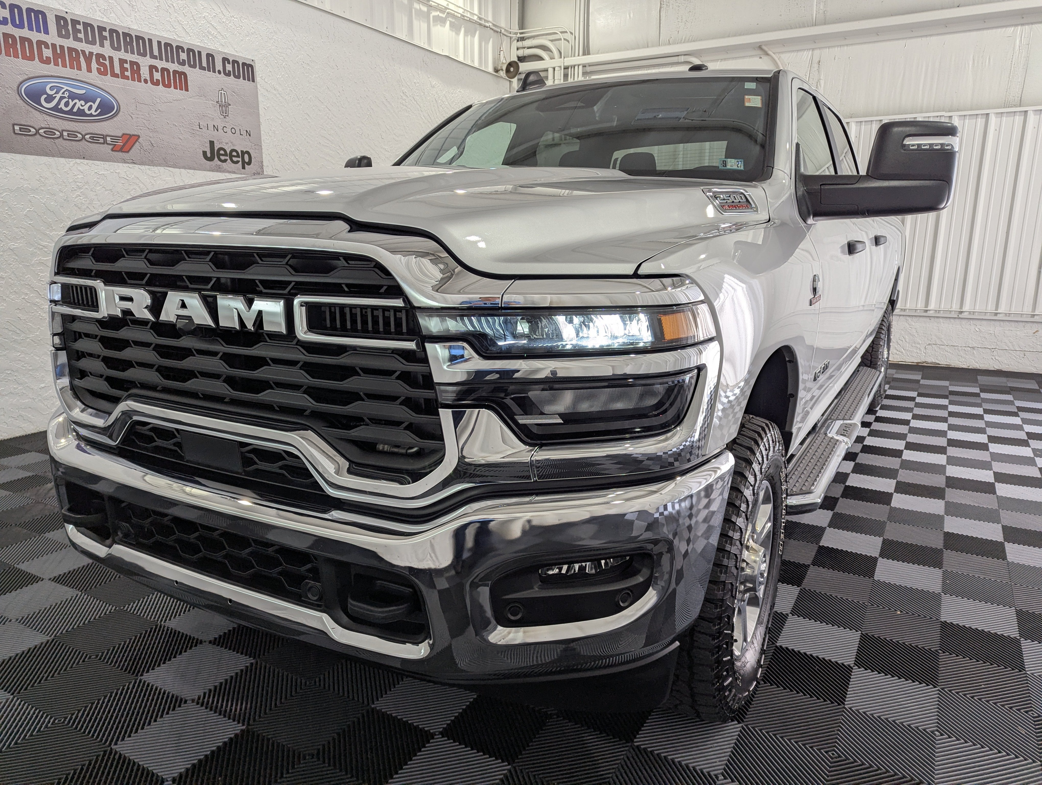 2026 RAM 2500 Big Horn Crew Cab 4x4 8' Box