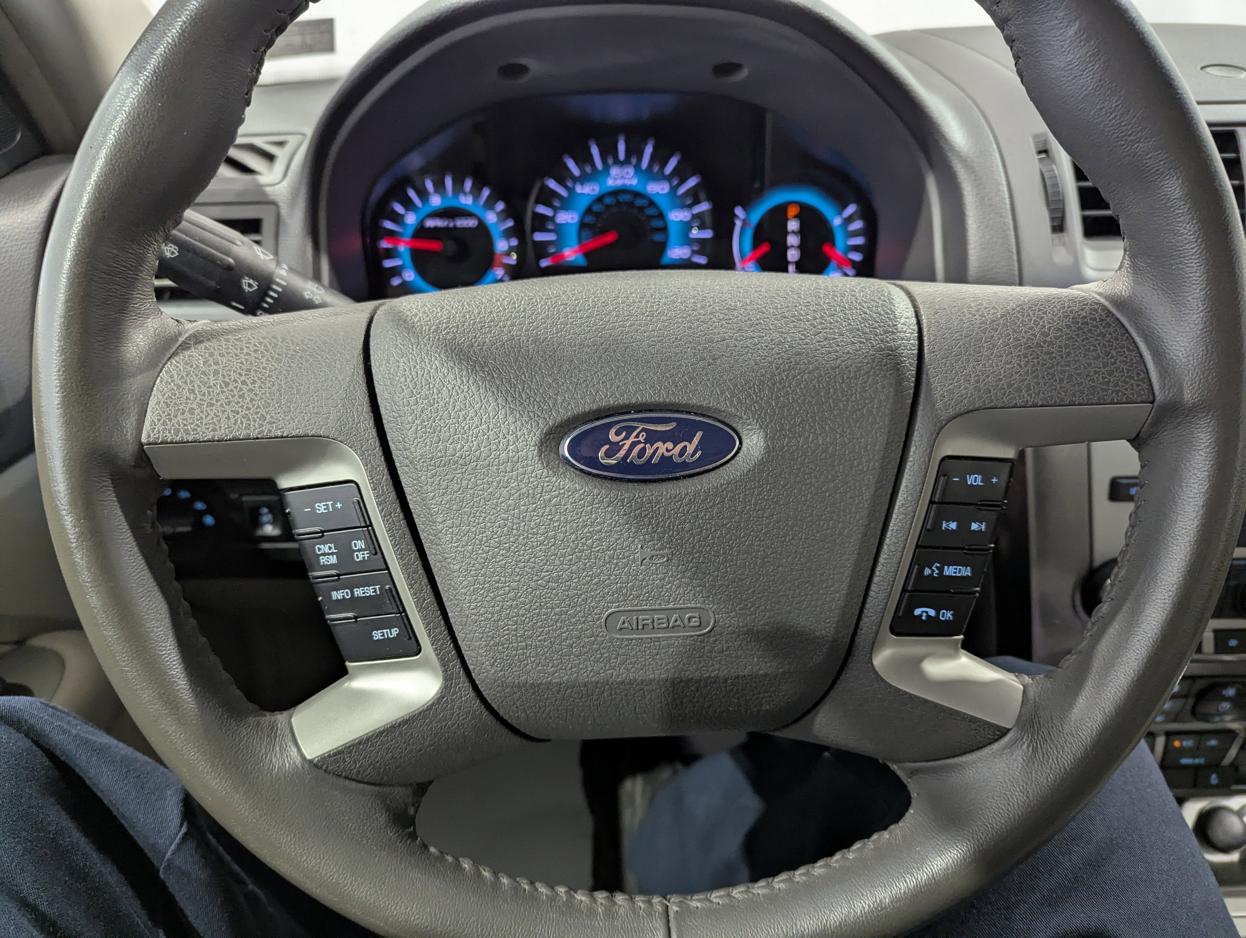 2011 Ford Fusion SEL