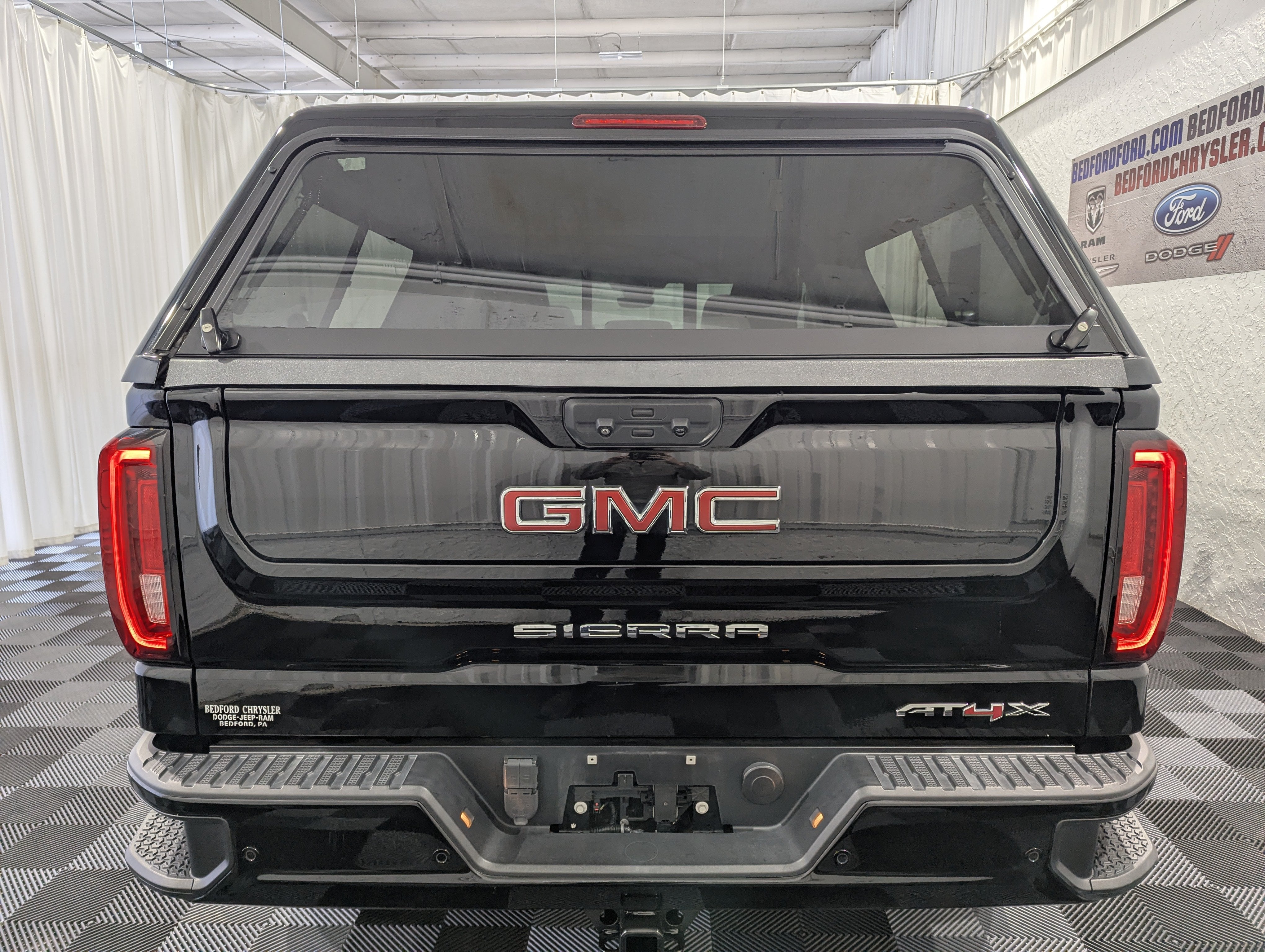 2022 GMC Sierra 1500 AT4X